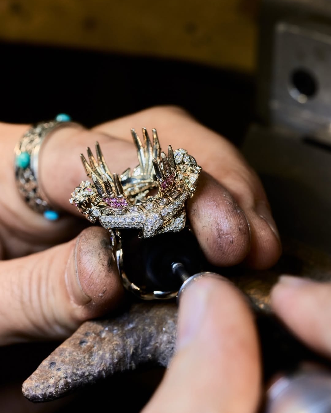 bzvn-g-dragon-jacob-co-vong-co-bandana-ubermensch-encore00003