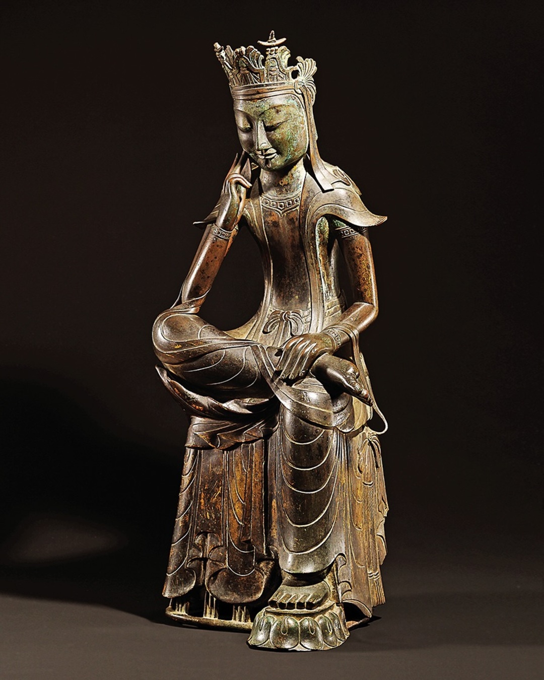 bzvn-jennie-mma-2025-trang-phuc-trinh-dien-y-nghia (9)