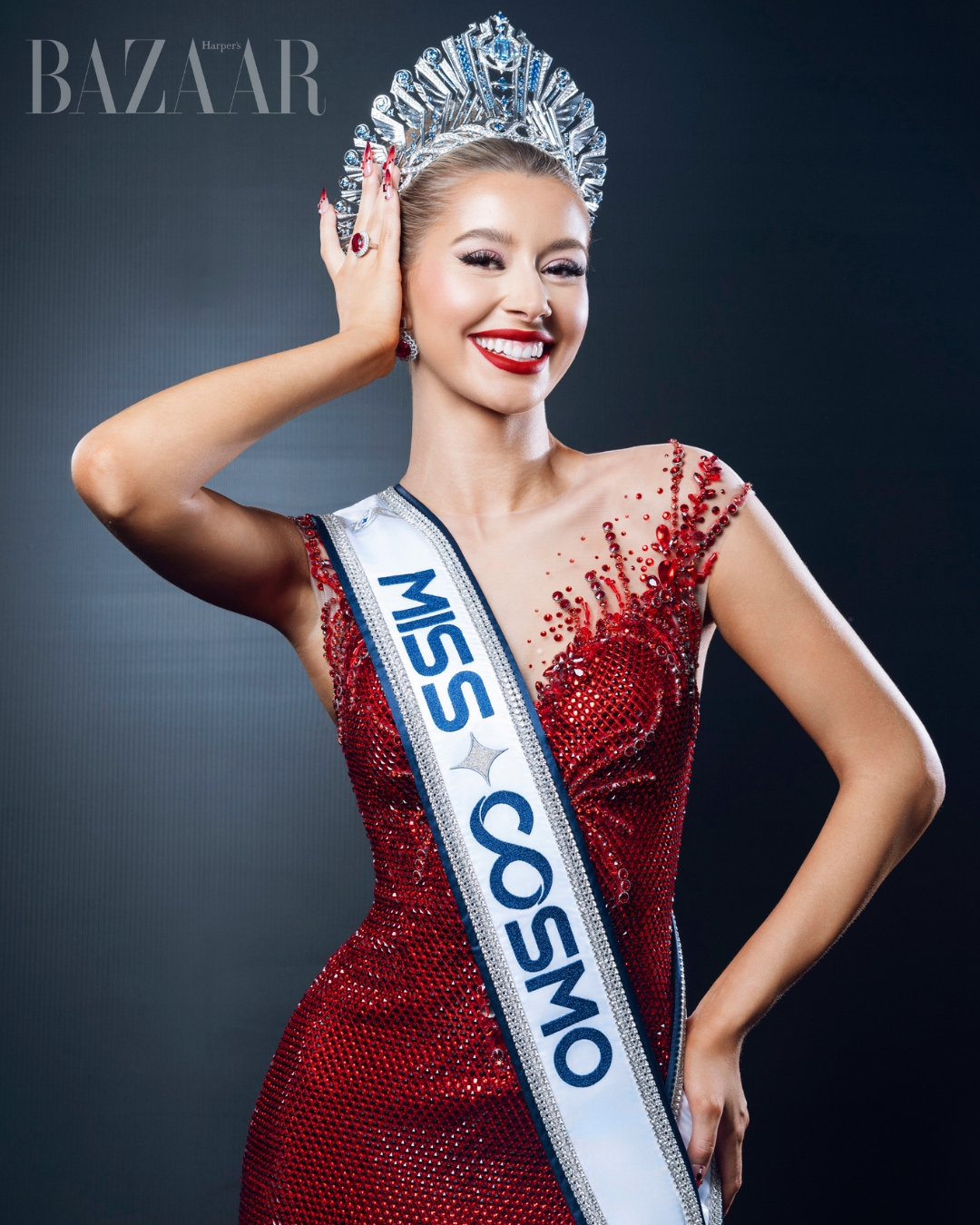 bzvn-miss-cosmo-2025-hoa-hau-miss-usa-yolina-lindquist00001