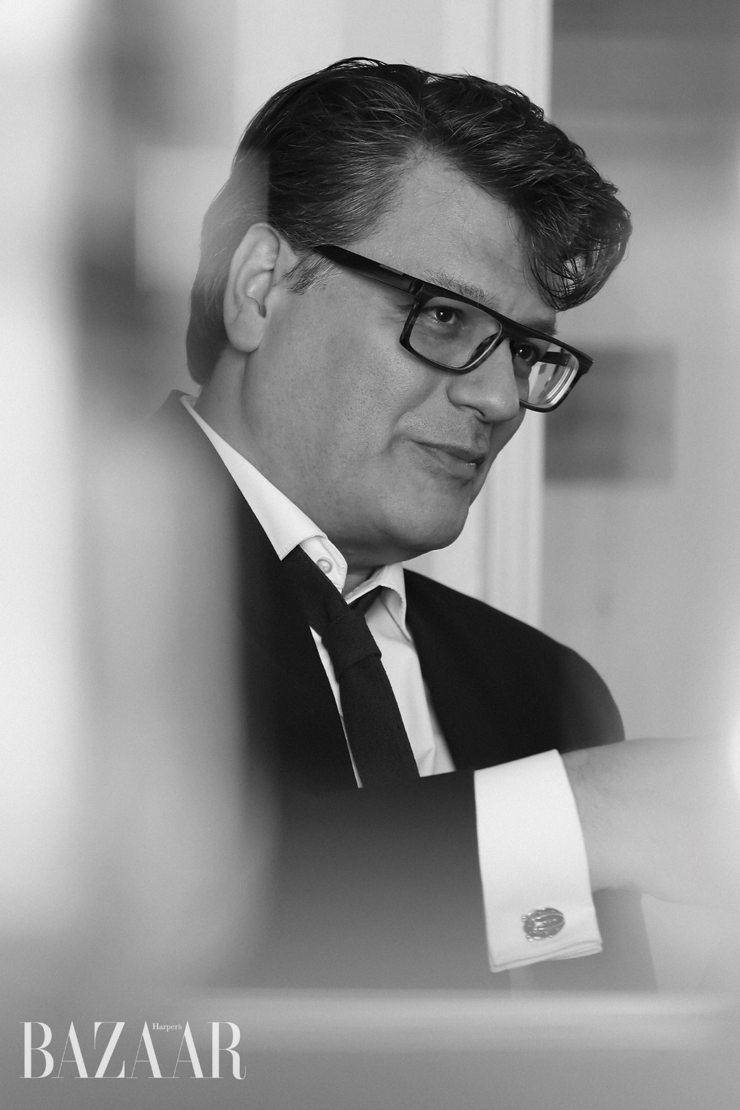 bzvn-rodrigo-basilicati-cardin-pierre-cardin-phong-van