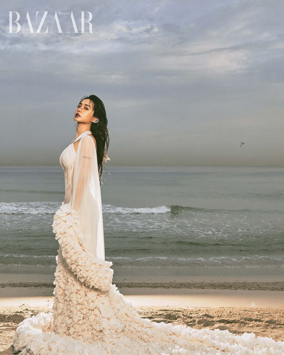 bzvn-thai-y-lam-jolin-mv-fish-love-2