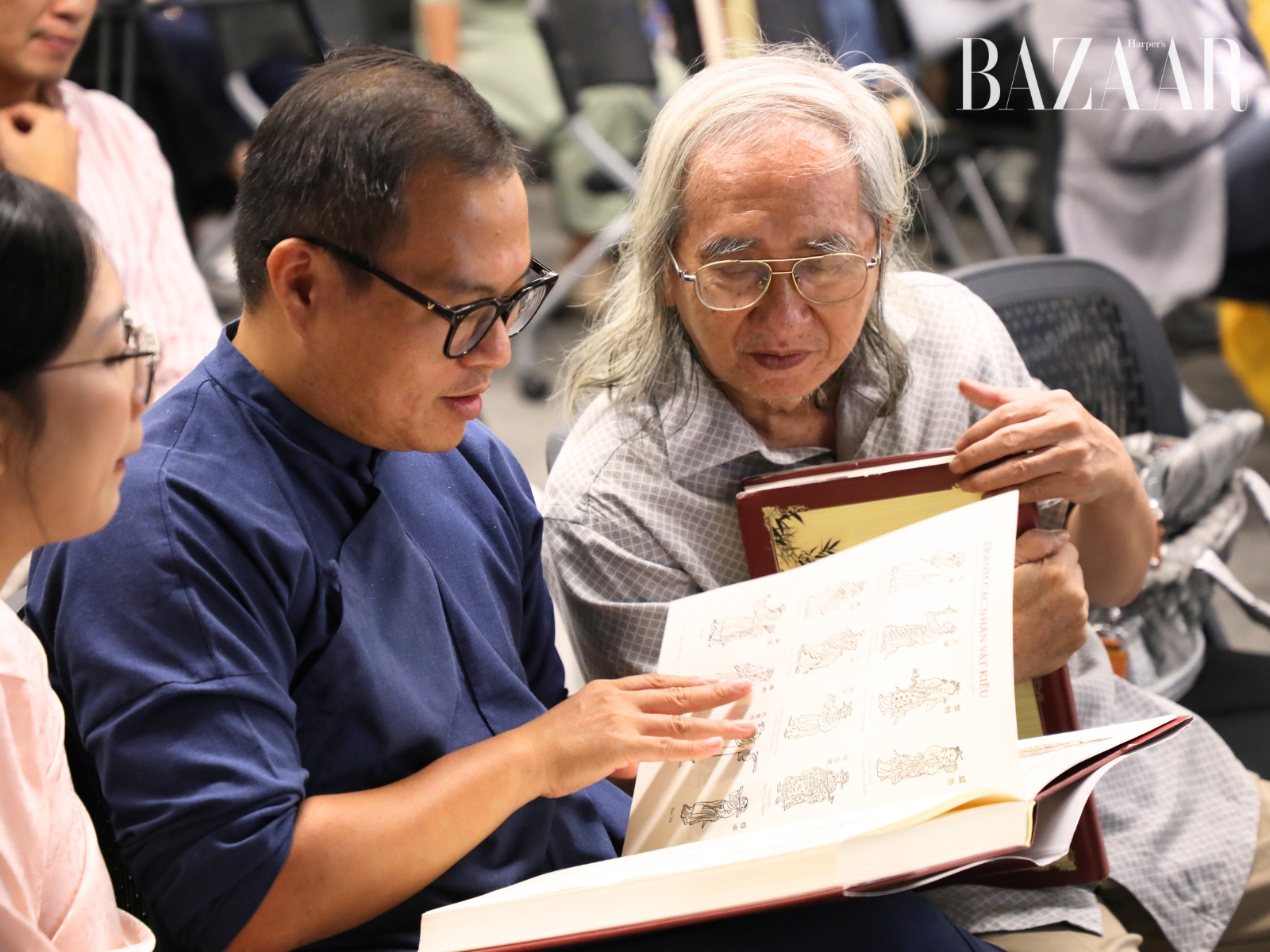 bzvn-truyen-kieu-ban-tien-dien-ra-mat-tai-tp-hcm (8)