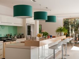 Bếp nên đặt hướng nào? Đừng chọn vội nếu chưa biết 5 sai lầm này