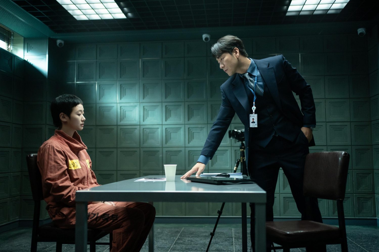 Review phim Cái giá của lời thú tội (The Price of Confession): Khi một lời thú tội đổi lấy cả số phận