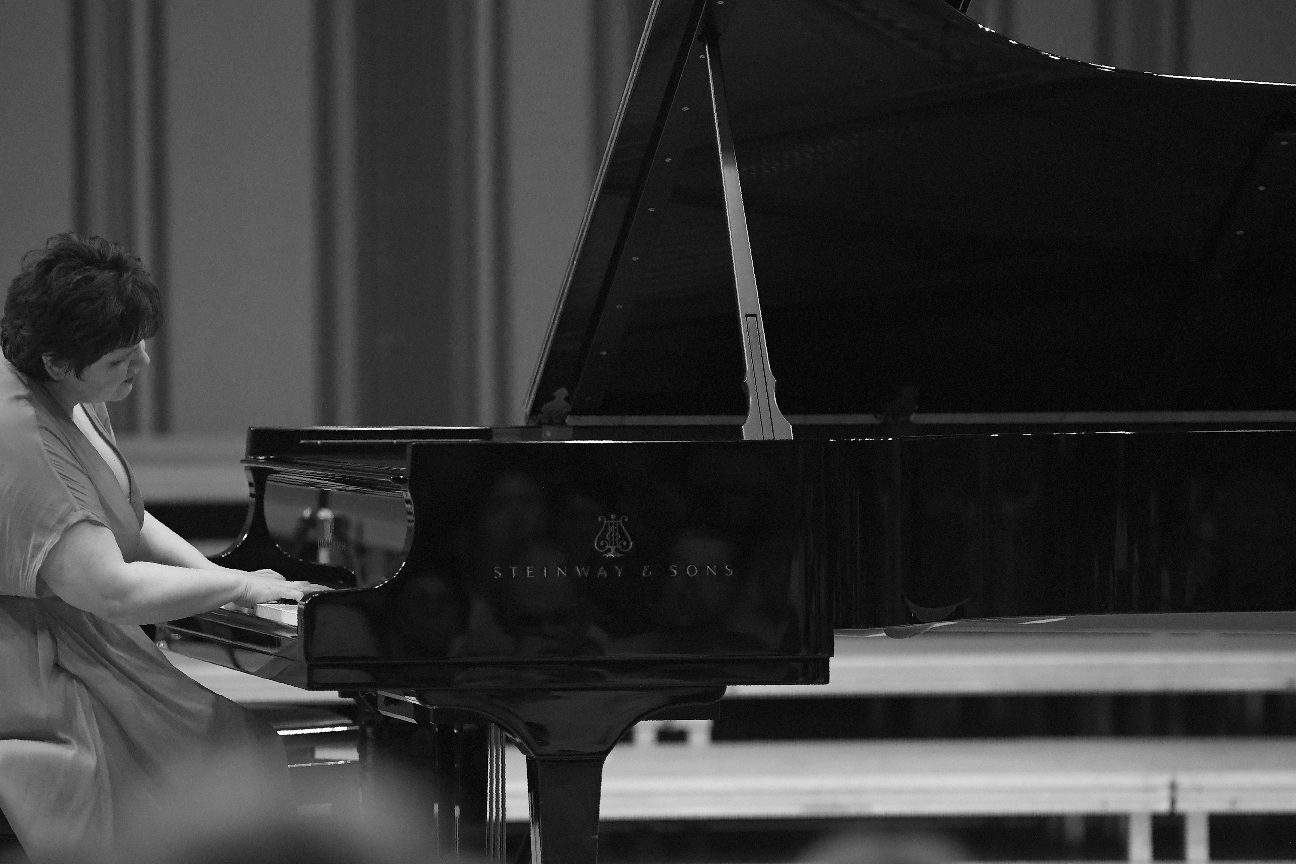 Dana Ciocarlie độc tấu piano