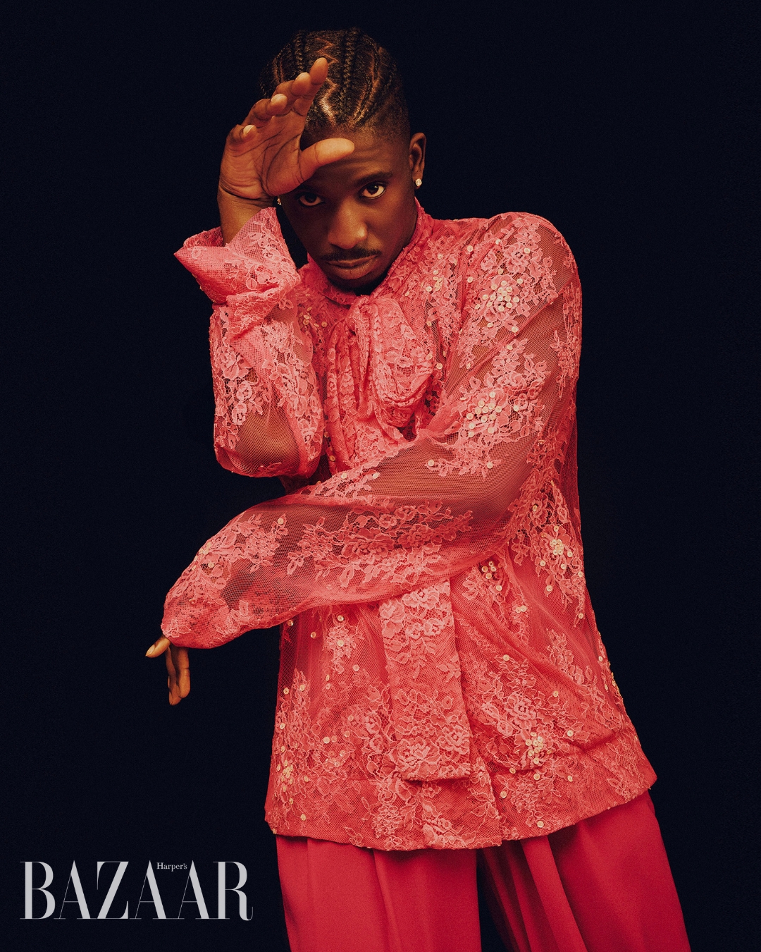 BZVN-VUNGOC-SON-DIEN-VIEN-SAMUEL-ARNOLD-EMILY-IN-PARIS-JULIEN (1)