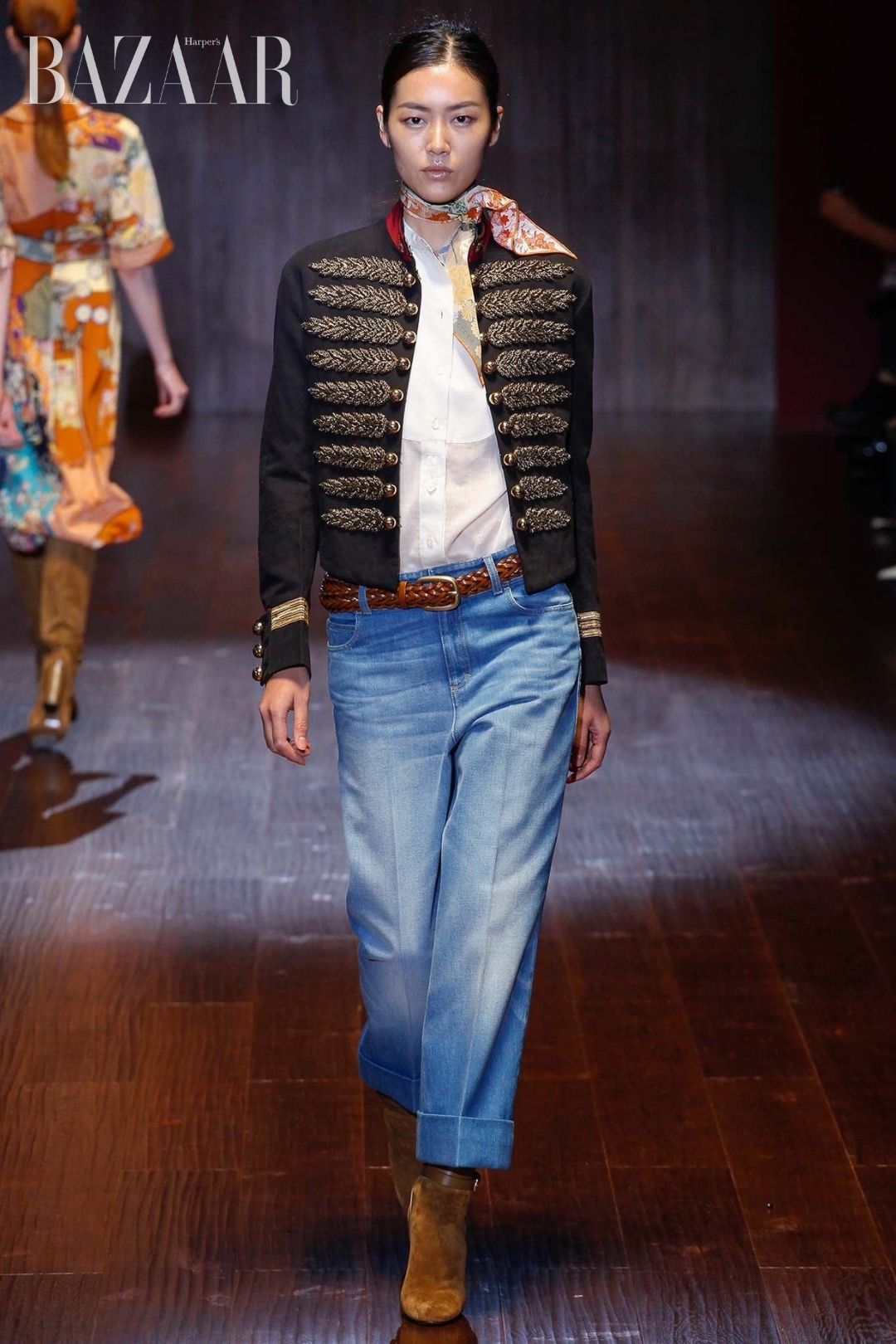 bzvn-ao-khoac-napoleon-trend-2026-xu-huong-tren-san-dien00004