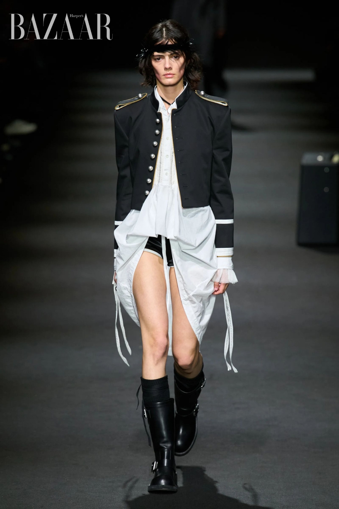 bzvn-ao-khoac-napoleon-trend-2026-xu-huong-tren-san-dien00006