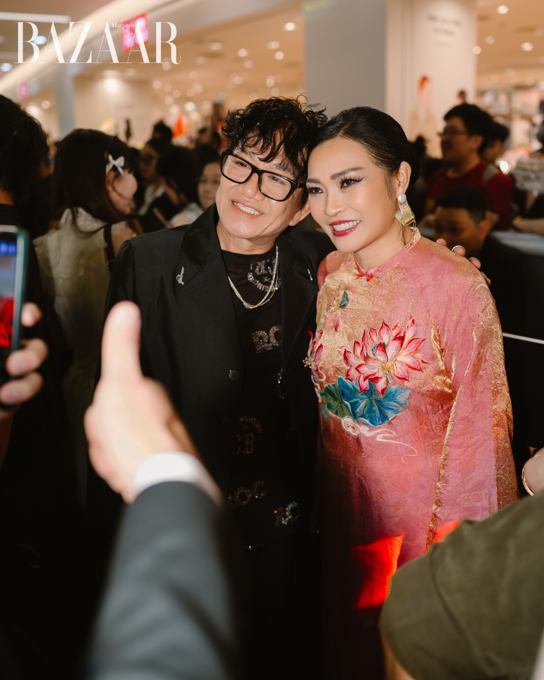 bzvn-dan-sao-tham-du-su-kien-cong-chieu-con-ke-ba-nghe (11)