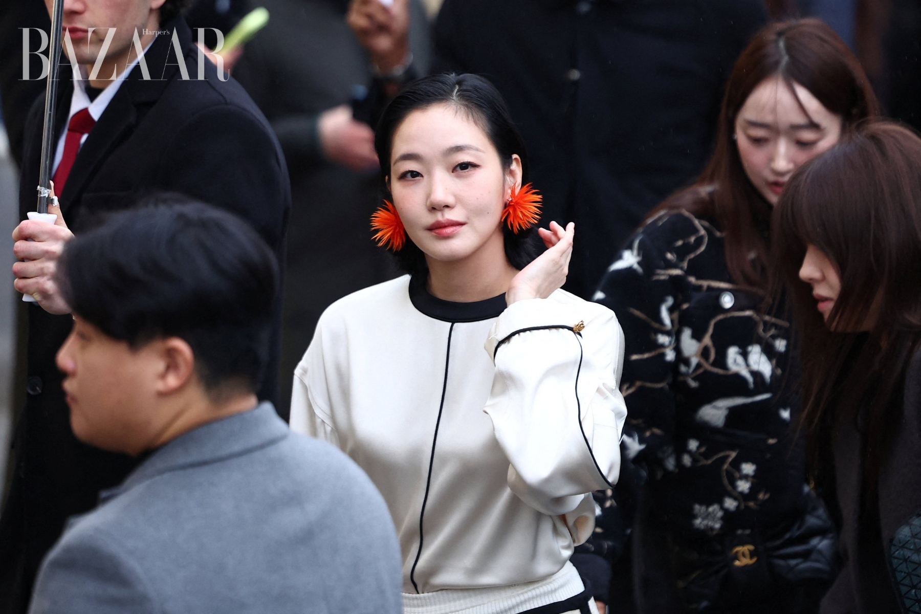 bzvn-dien-vien-kim-go-eun-tren-front-row-chanel-haute-couture-xuan-he-2026 (2)