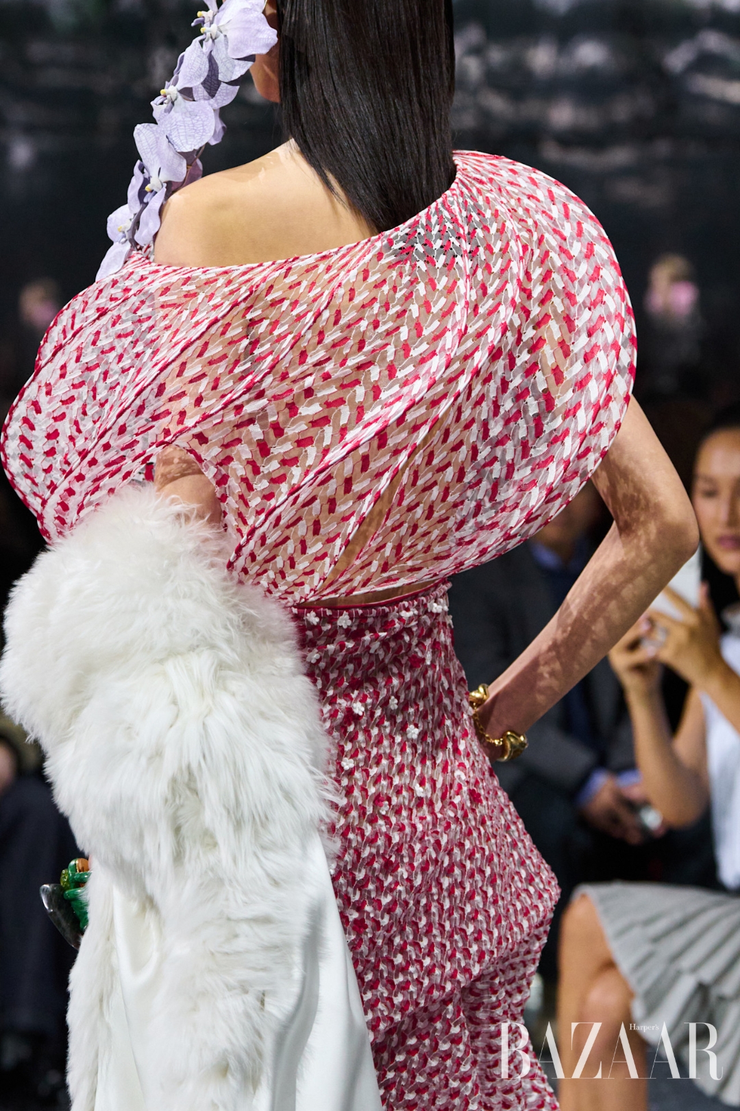 bzvn-dior-haute-couture-ss26-xuan-he-2026-jonathan-anderson (20)