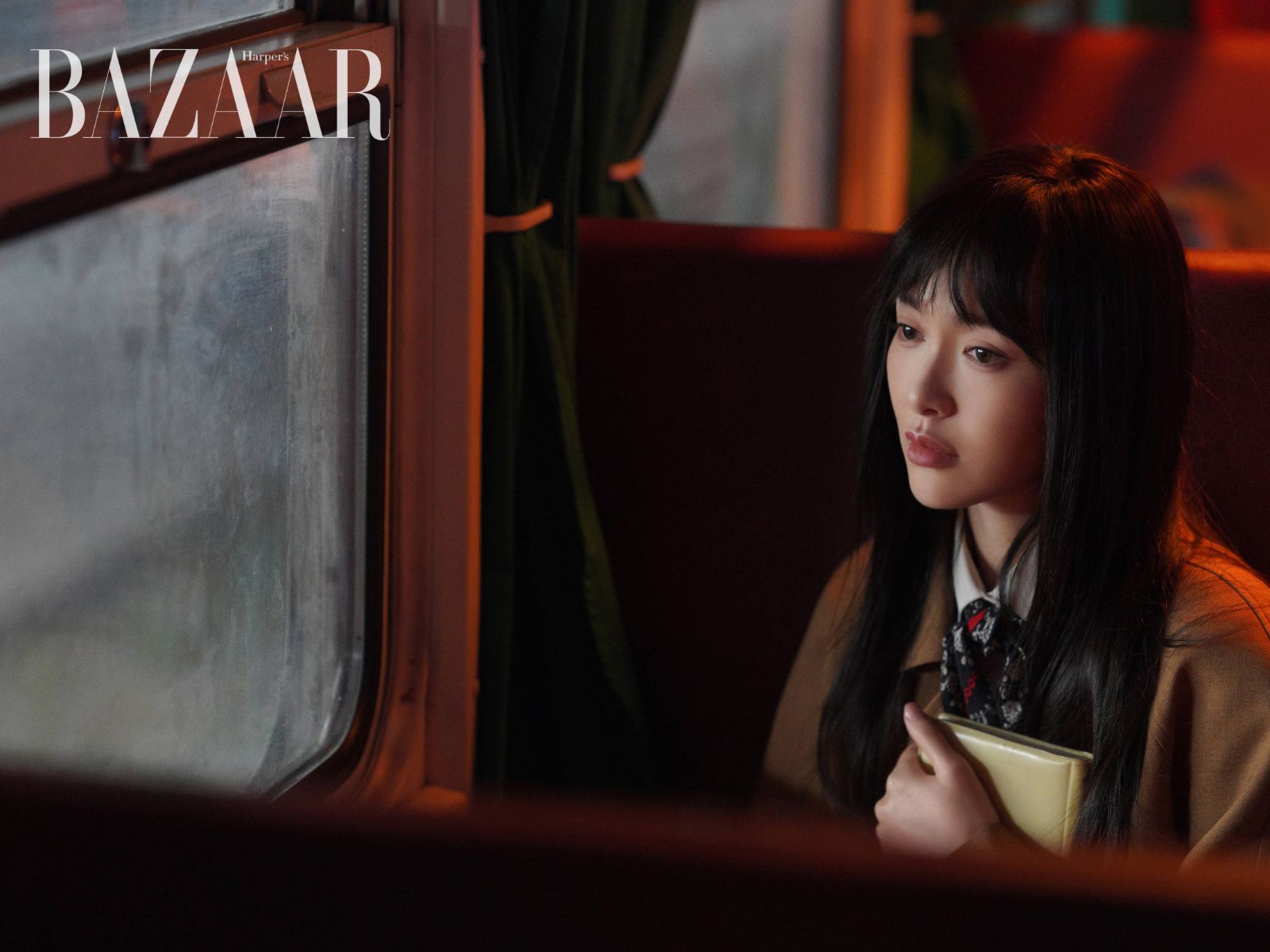 bzvn-duong-yen-thu-thach-vai-ca-nu-my-nhan-dien-cuong-trong-phim-nhan-chi-so-3