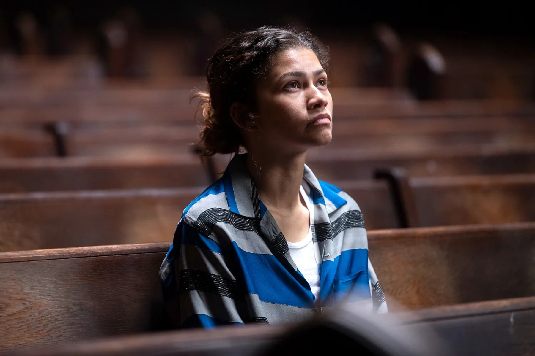 bzvn-first-look-euphoria-3-zendaya-rue-bennett