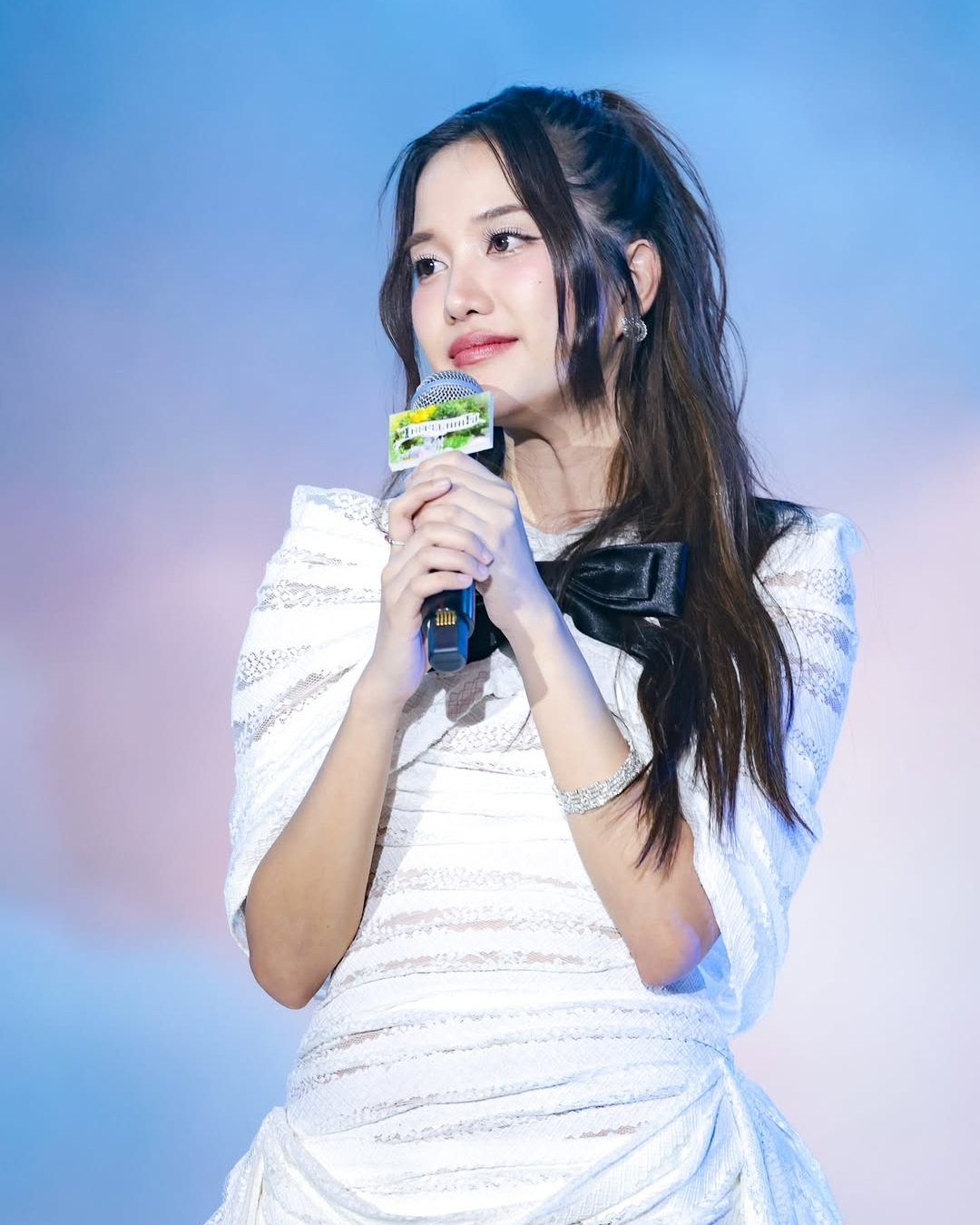 bzvn-freen-sarocha-ononmm-dress (1)