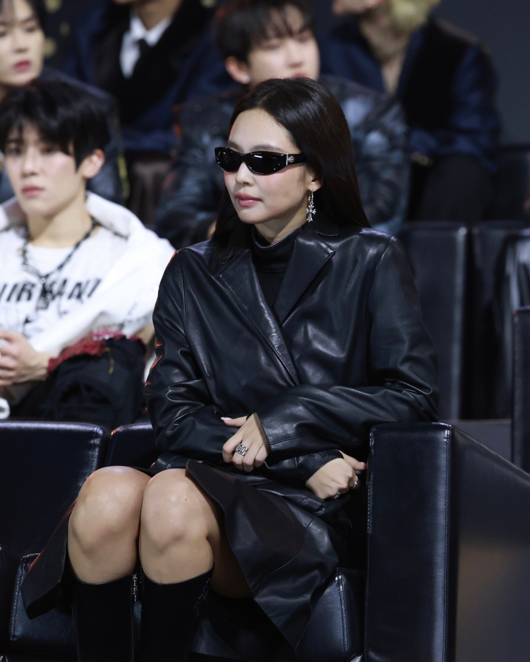 bzvn-jennie-golden-disc-awards-chrome-hearts