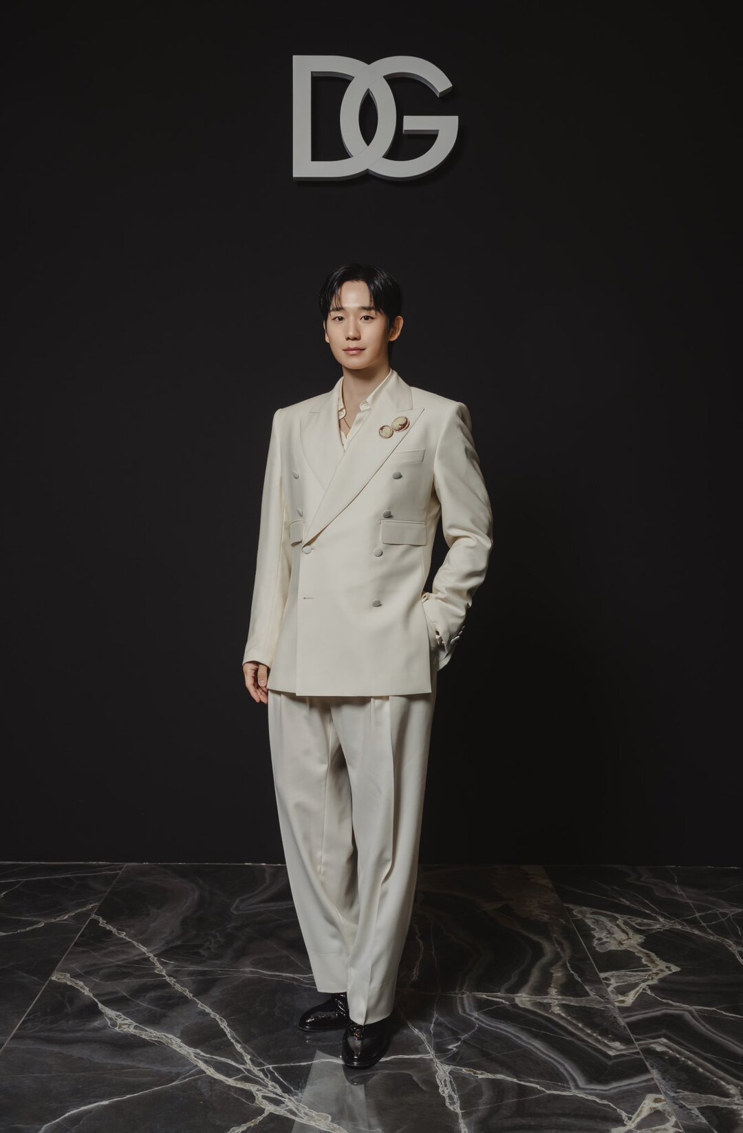 bzvn-jung-hae-in-dolce-gabbana-thu-dong-202600007