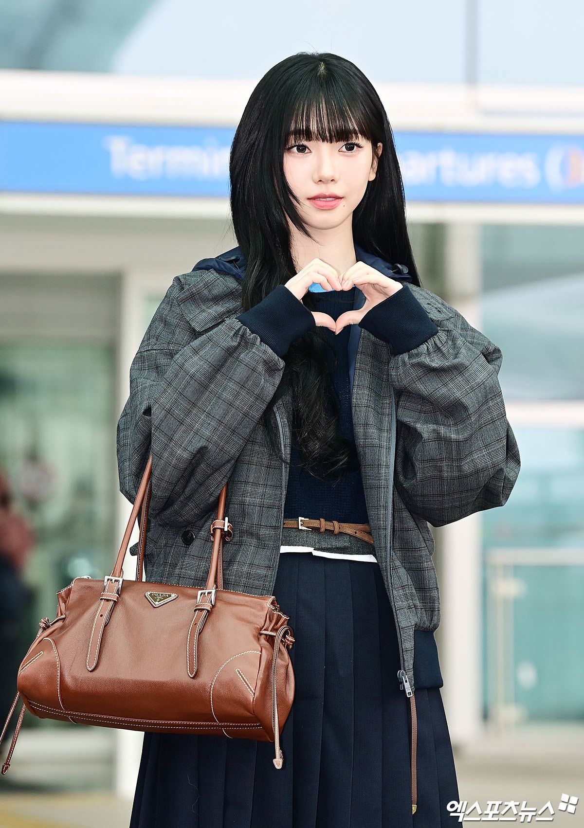 bzvn-karina-aespa-bonnie-prada