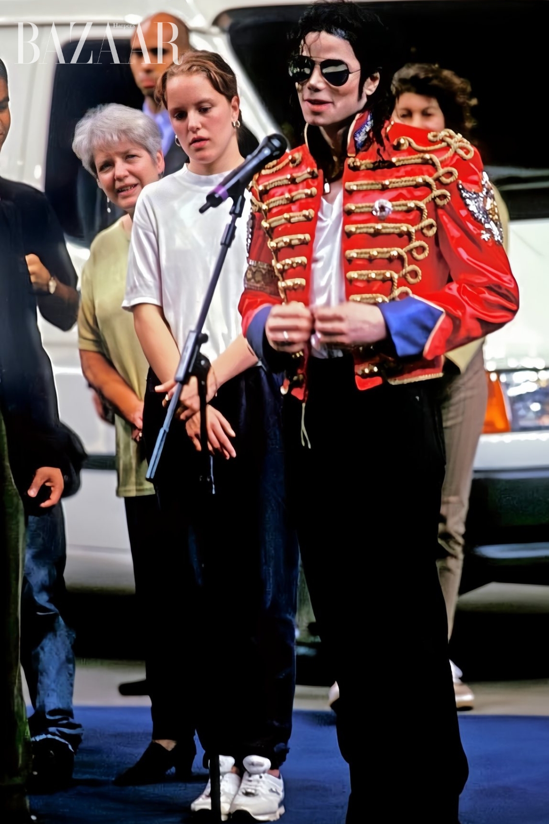 bzvn-michael-jackson-ao-khoac-napoleon