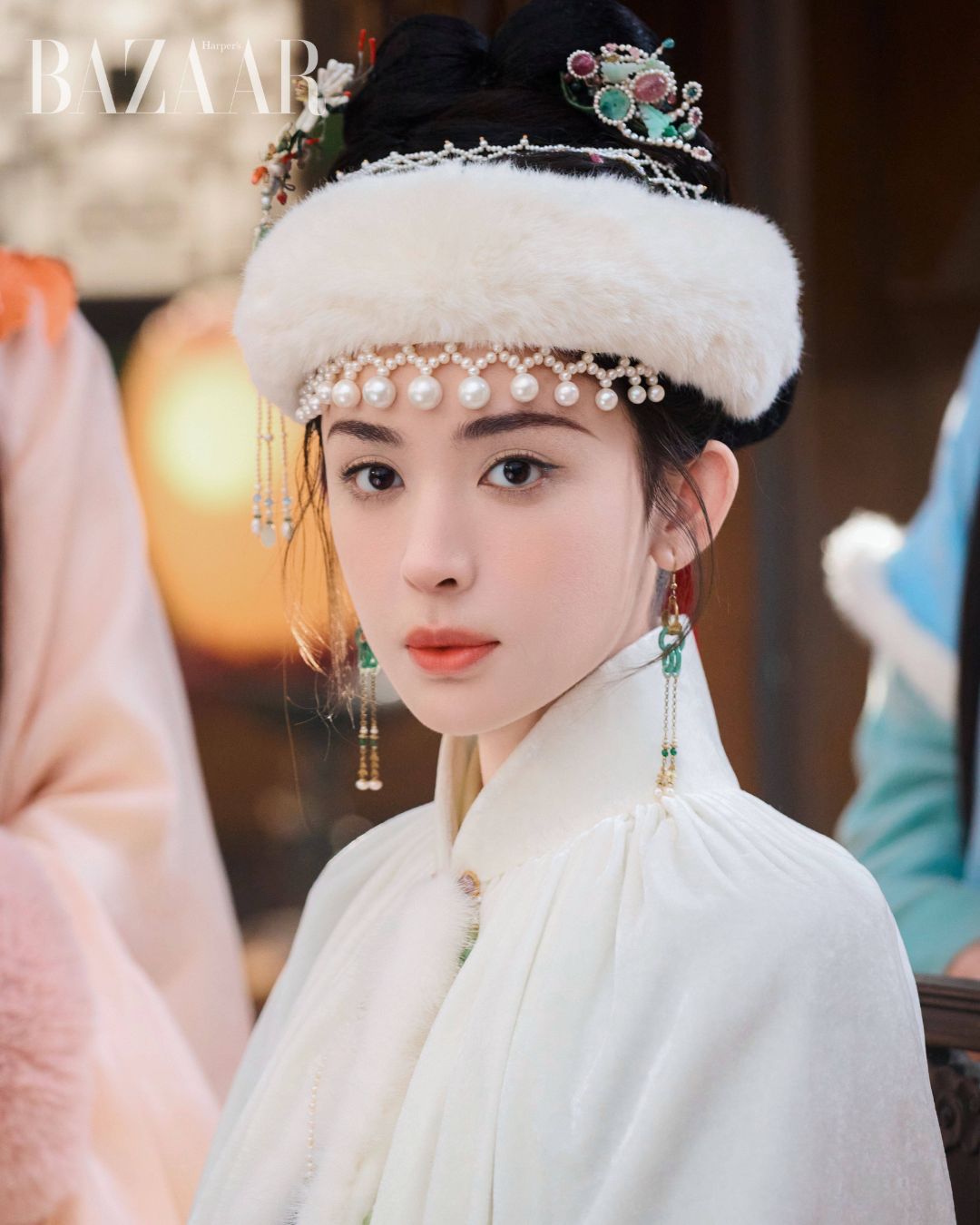 bzvn-ngoc-minh-tra-cot-ke-cau-chuyen-van-hoa-lau-doi-thong-qua-trang-phuc-va-dao-cu-4