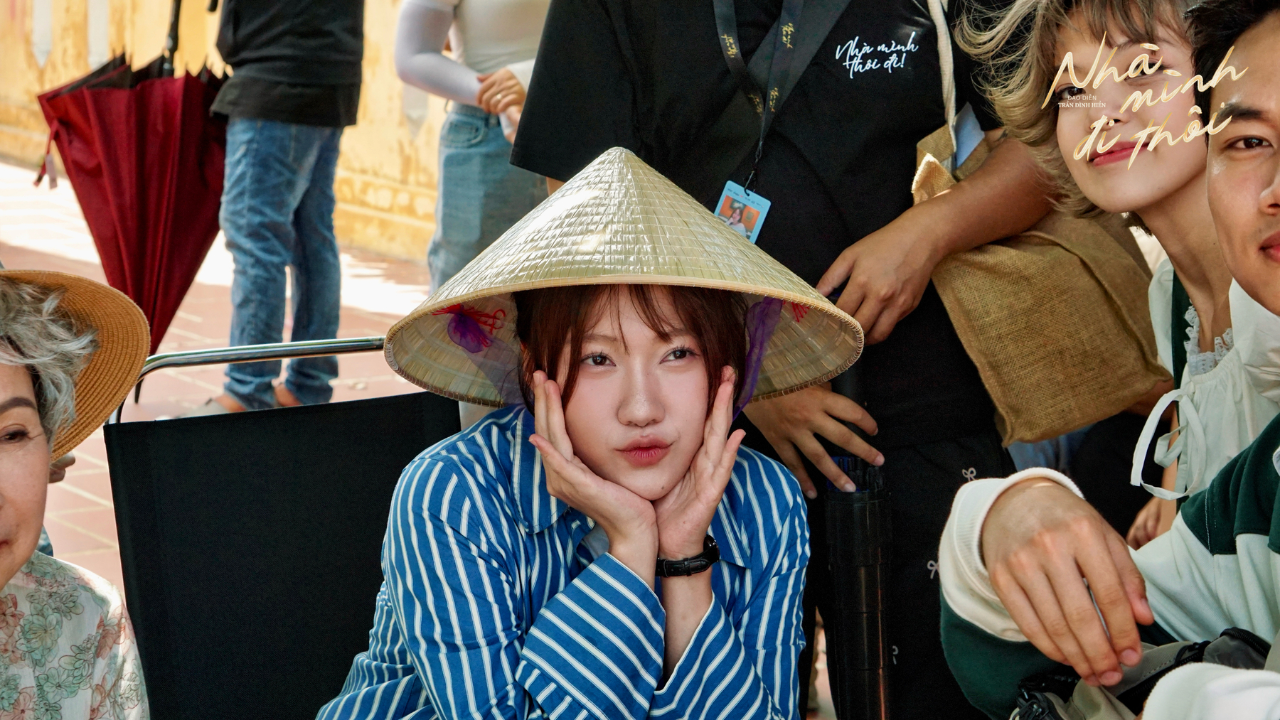 bzvn-nha-minh-di-thoi-phim-tet-2026-uyen-an00008