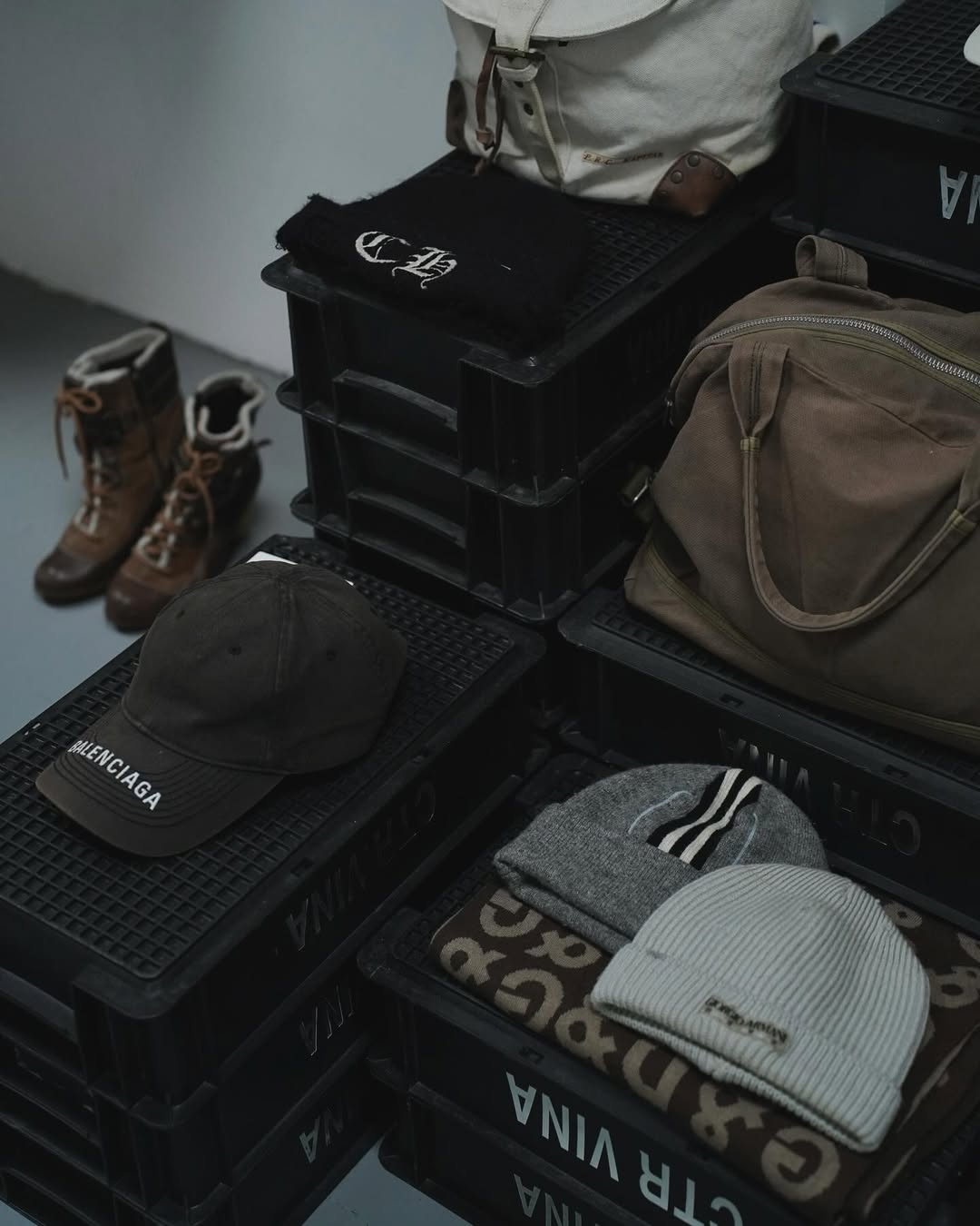 bzvn-shop-vintage-hcm-2026 (8)