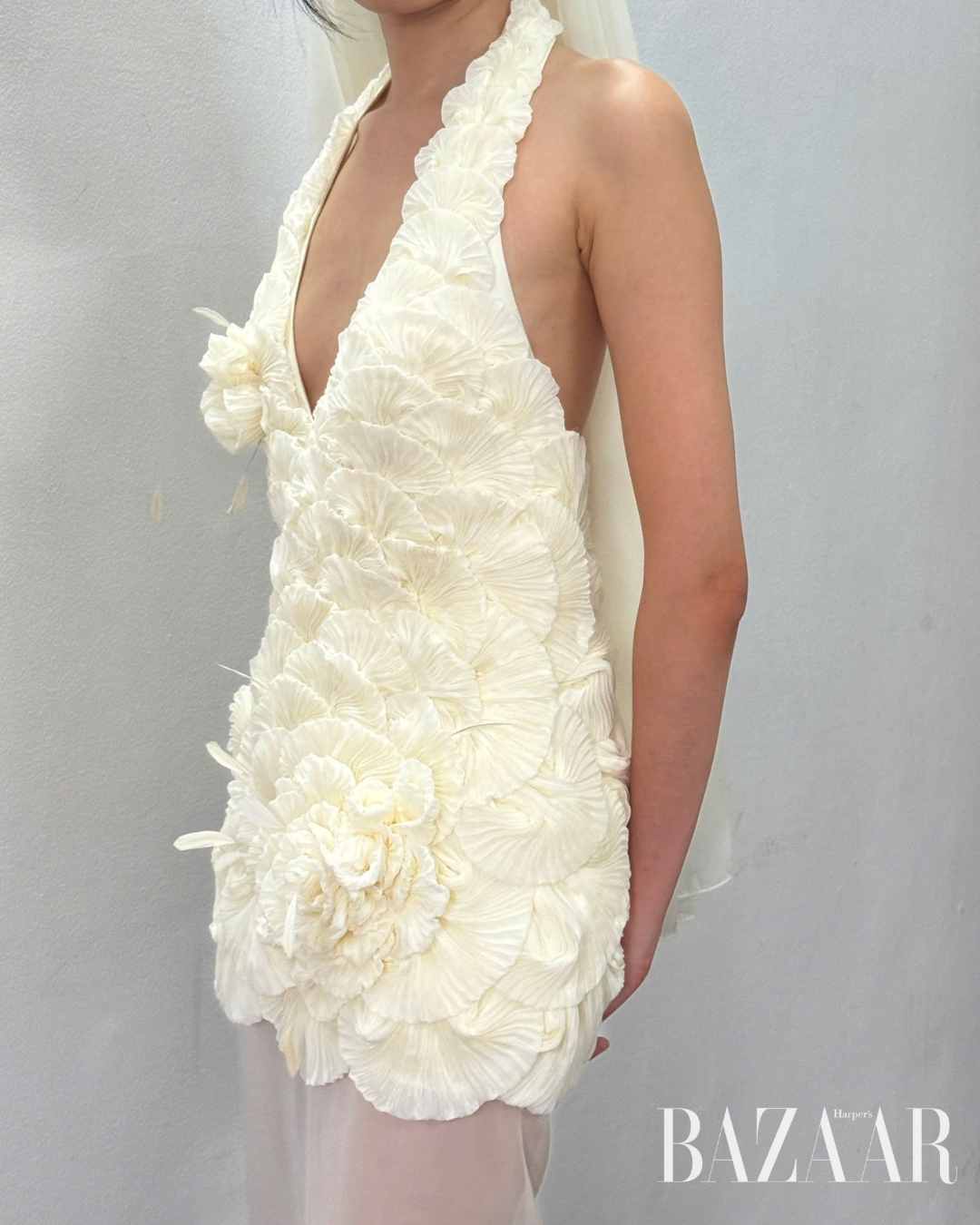 bzvn-thiet-ke-vay-cuoi-das-la-vie-dam-cuoi-phuong-nhi (1)