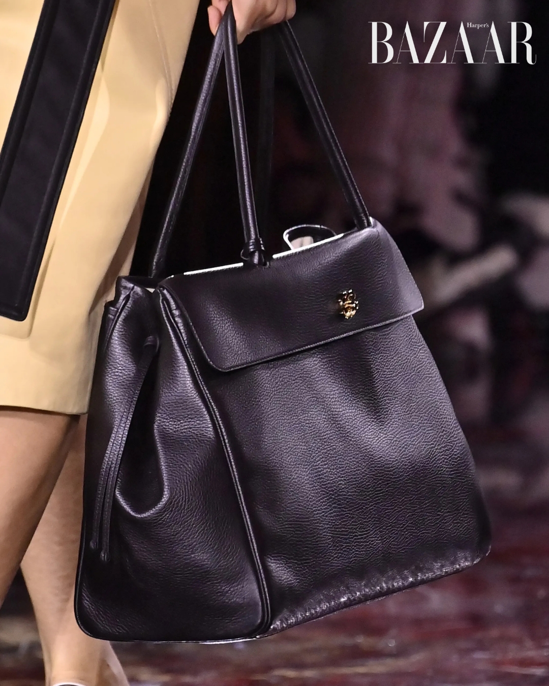 bzvn-trend-xu-huong-tui-xach-co-lon-nam-202600001