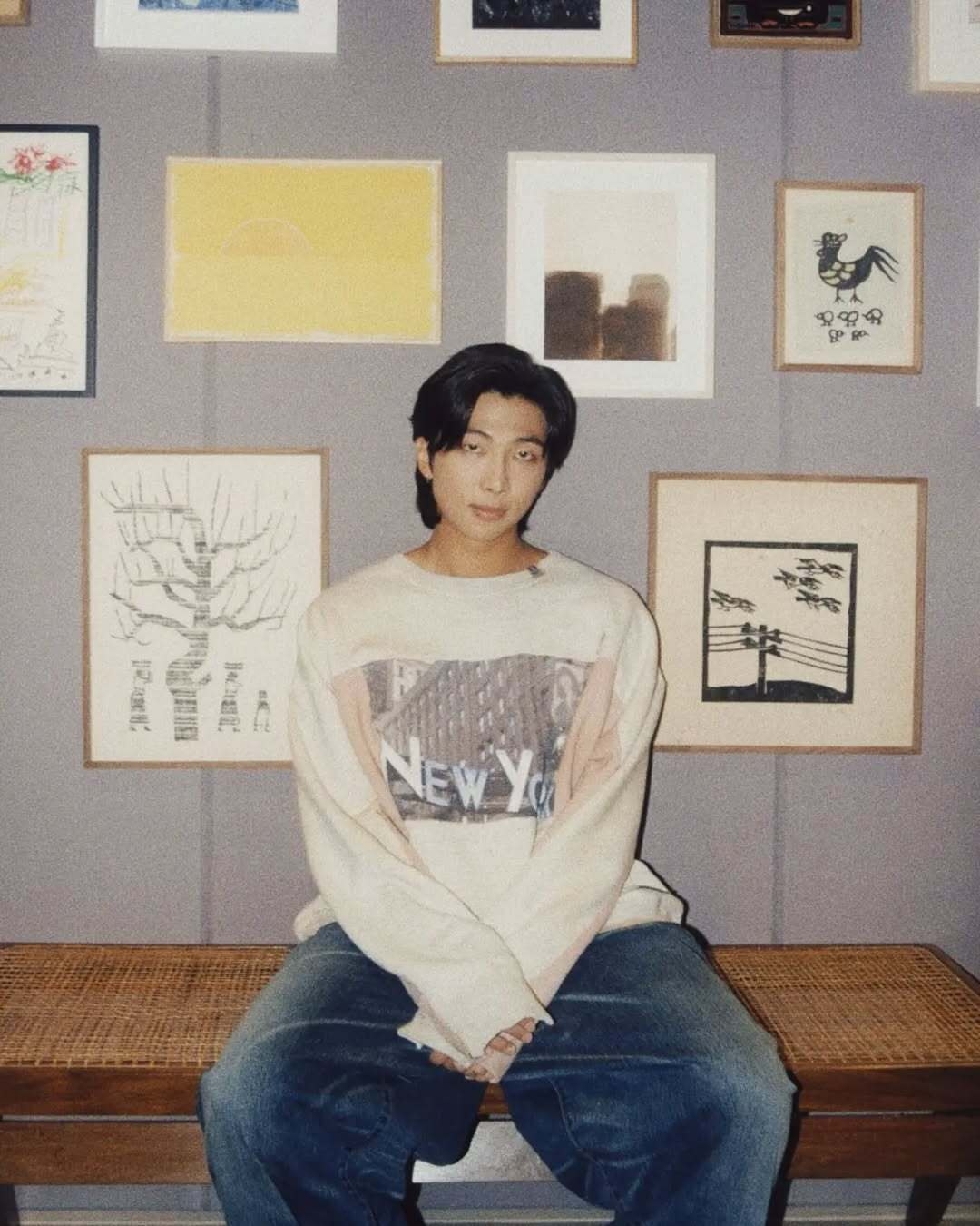 bzvn-trien-lam-cua-rm-bts