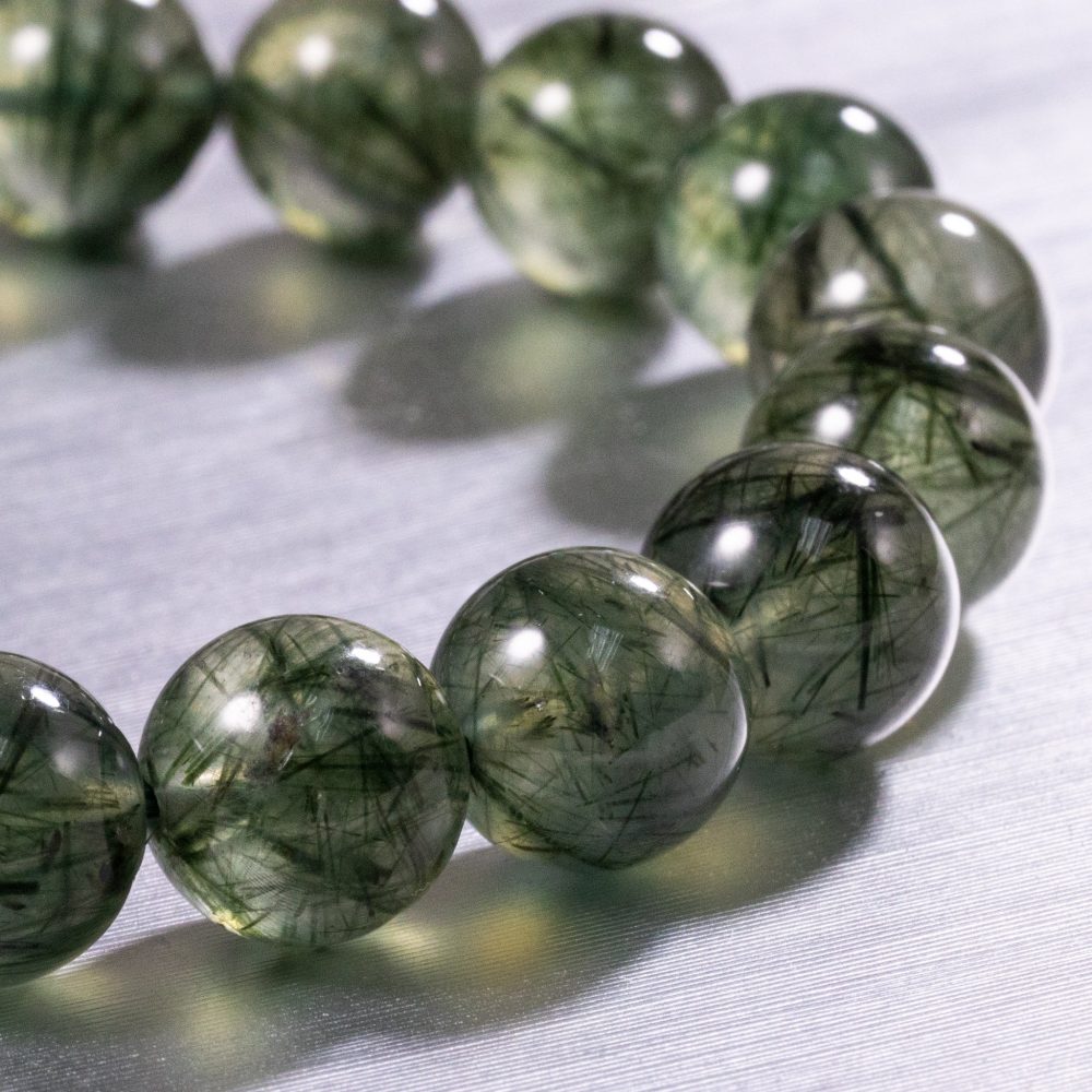 Đeo đá để hỗ trợ công việc và sự nghiệp