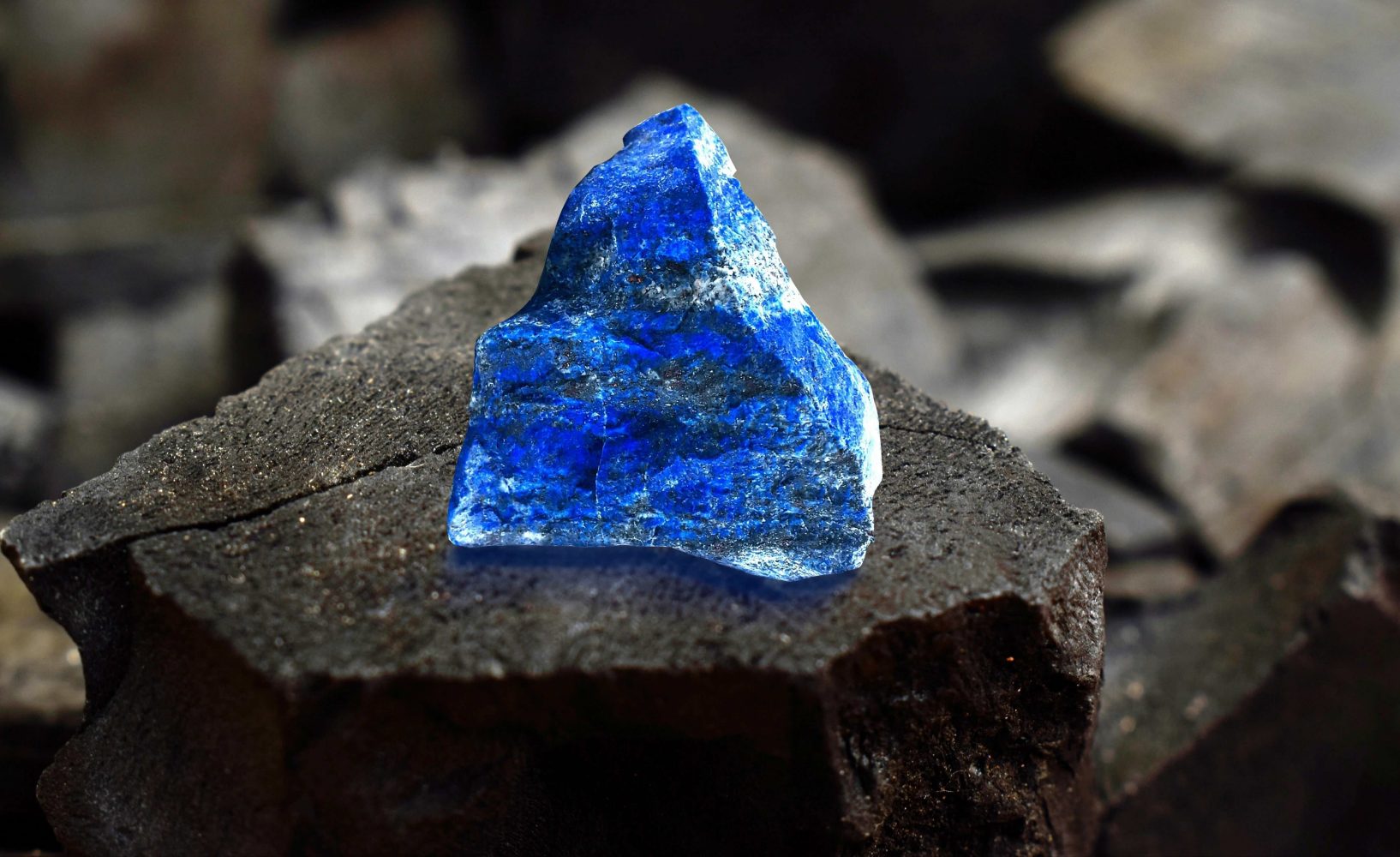 Lapis Lazuli (Ngọc lưu ly)