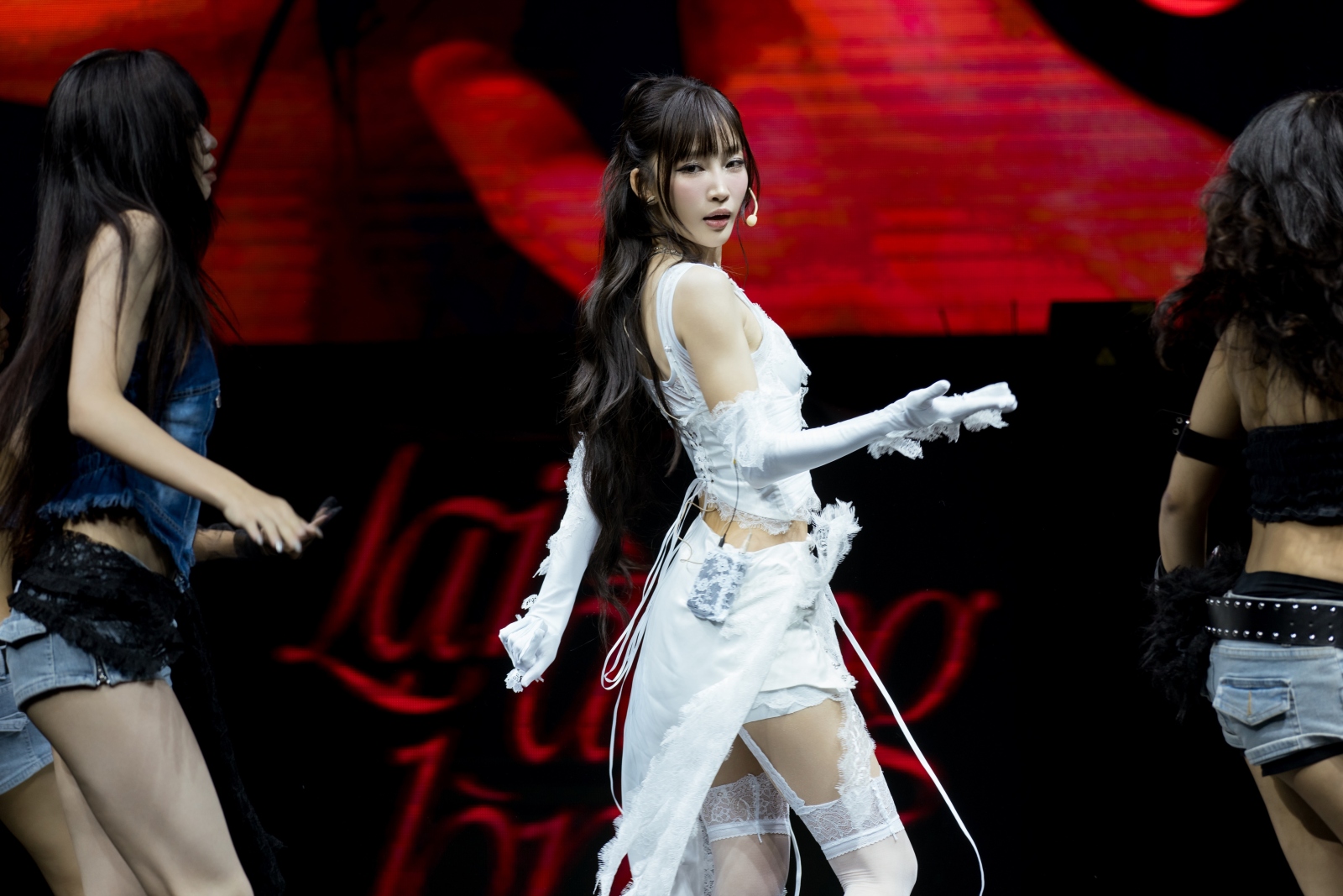 album đẫm tình juky san