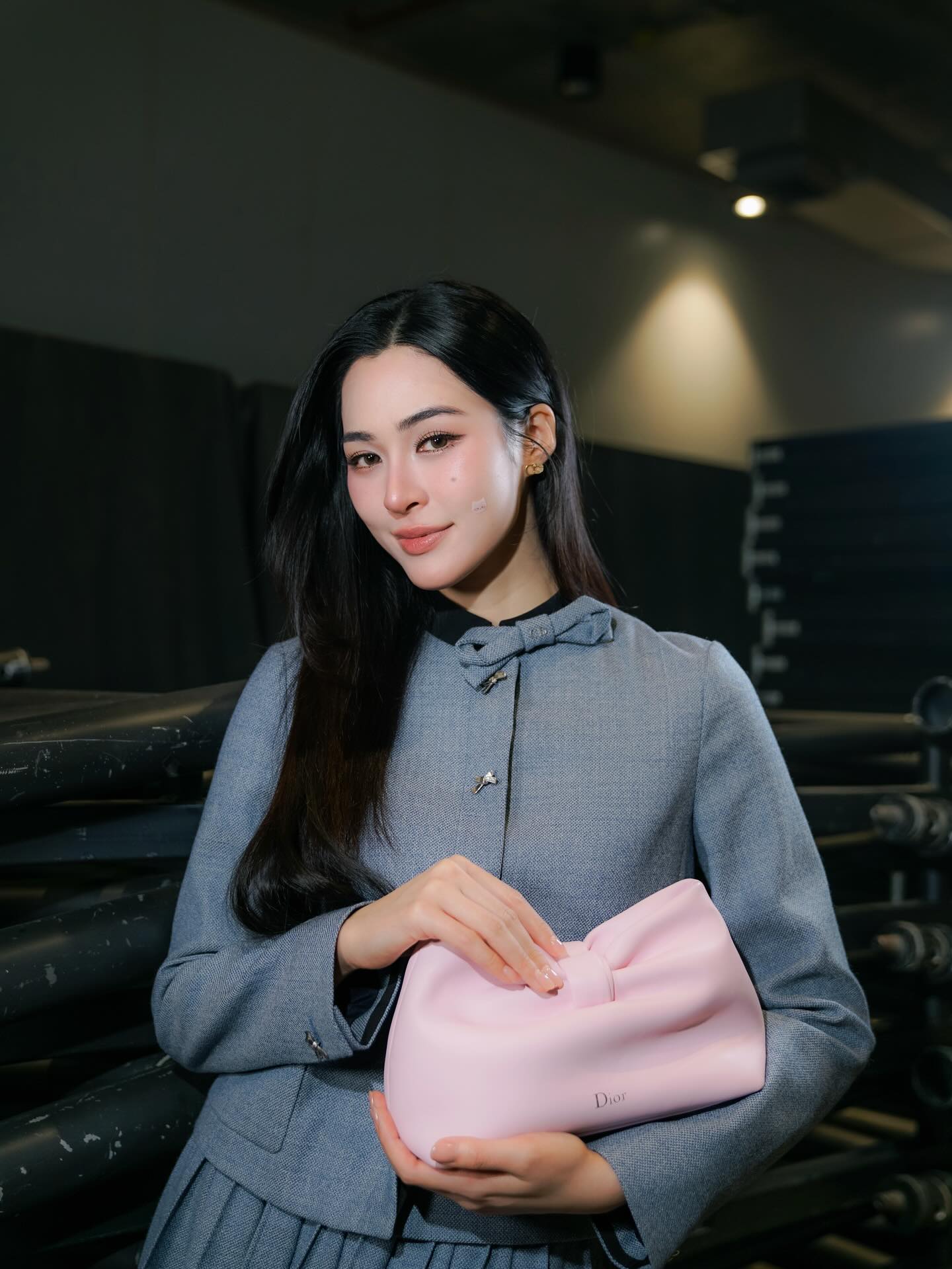 ling-ling-orm-kornnaphat-goi-y-tui-xach-dior-nam 2026