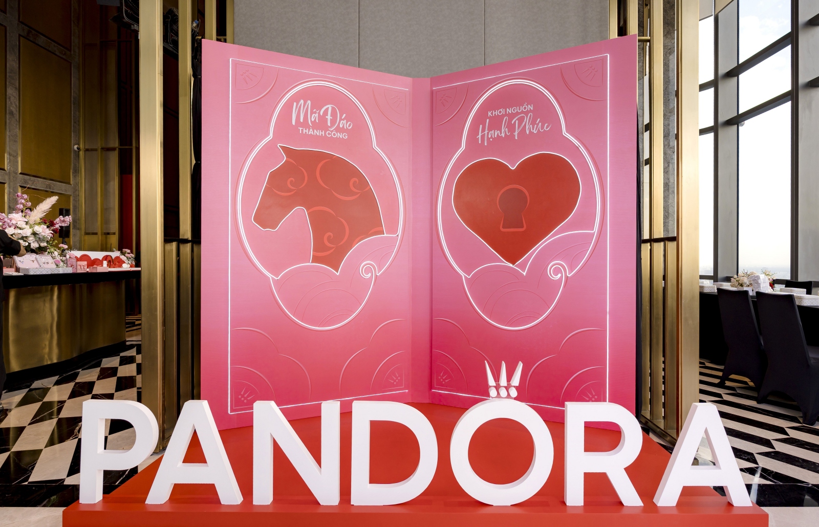 pandora-viet-nam-hanh-trinh-kien-tao-ky-uc-ruc-ro