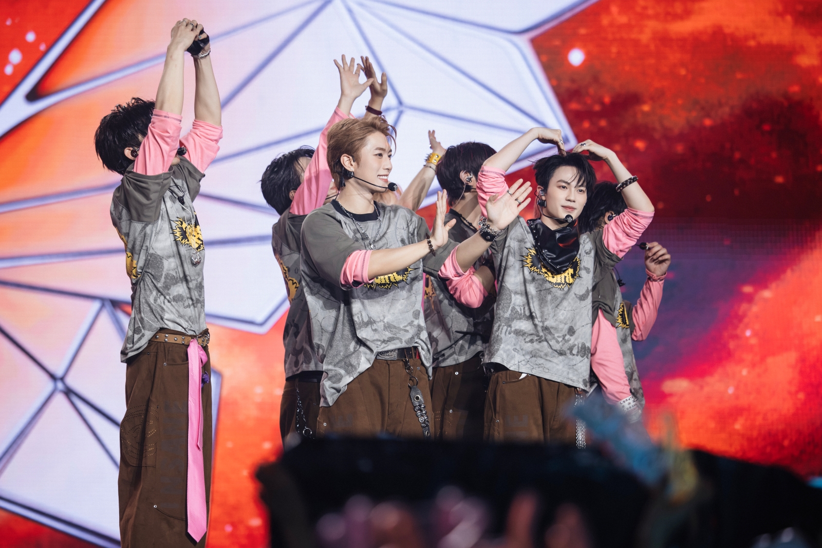 nhom-nhac-uprize-cua-tan-binh-toan-nang-bao-gom-nhung-thanh-vien-nao