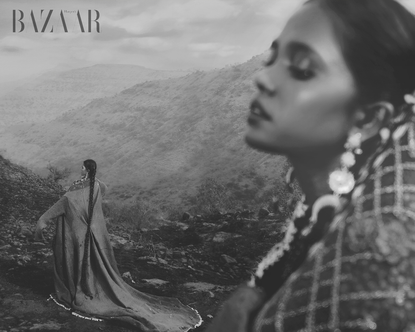 Áo kaftan: Rajdeep Ranawat. Jacket: Ishaan Naresh. Trang sức: Baala.