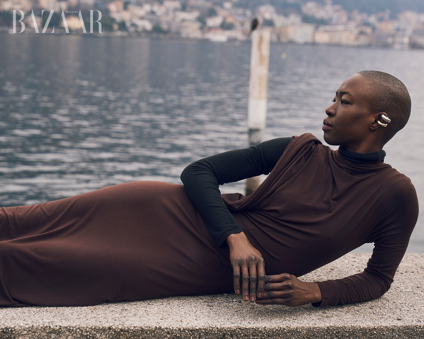 Những nốt lặng trong bản giao hưởng cuộc đời - Stela Plaka 9