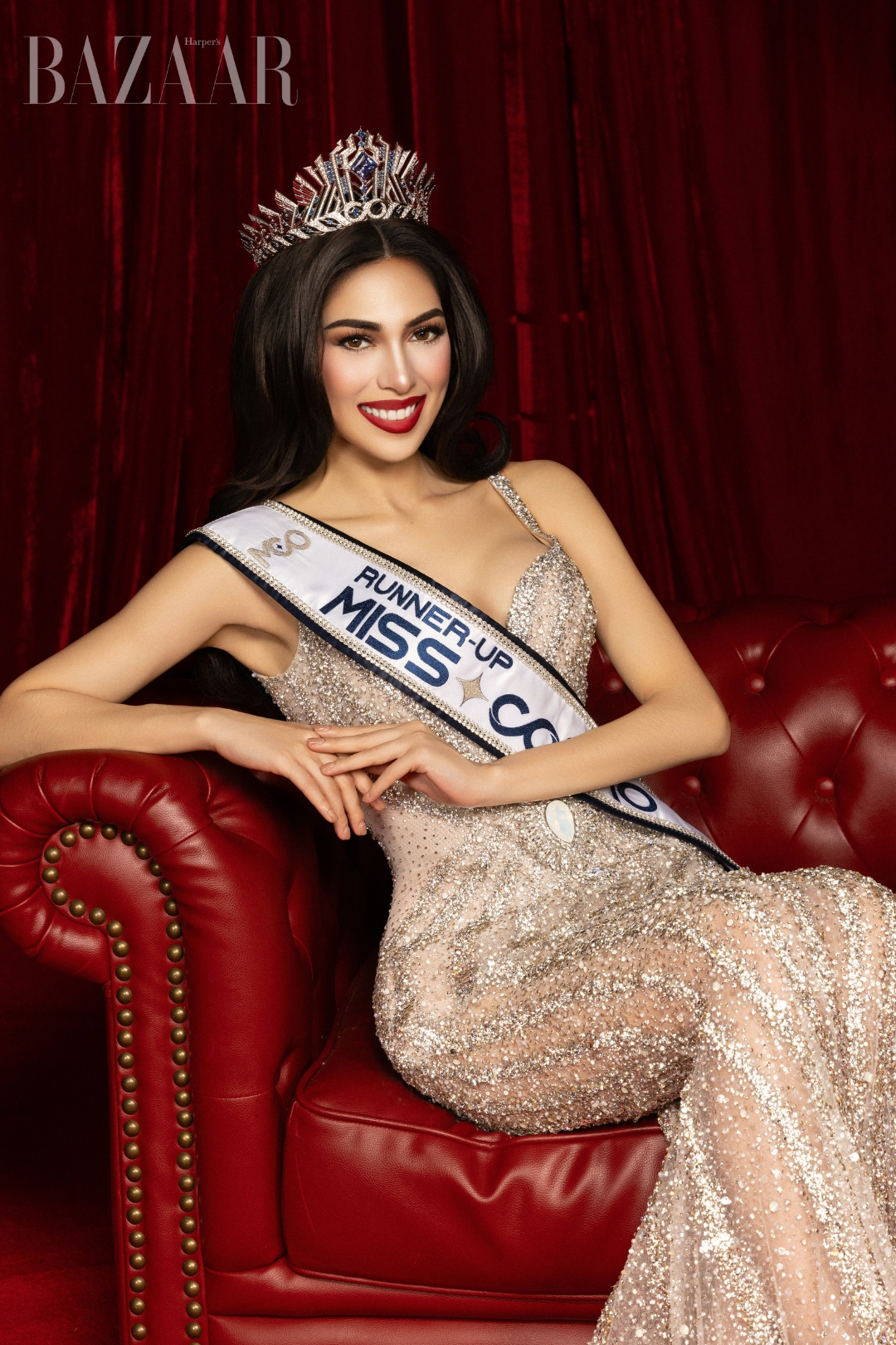 bzvn-bo-anh-cosmo-family-2025-chelsea-fernandez00001