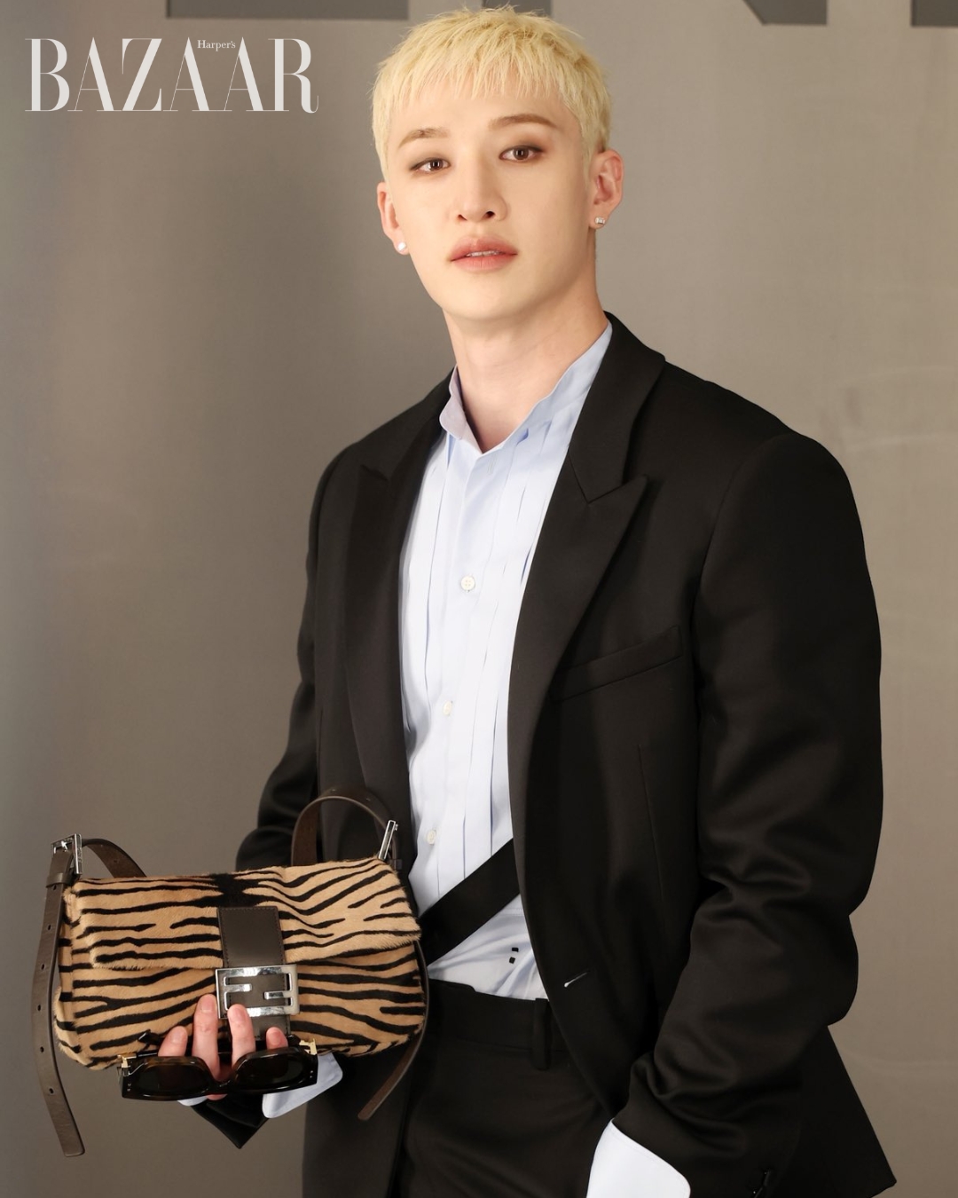 bzvn-hang-ghe-dau-fendi-thu-dong-2026-bang-chan-stray-kids (3)