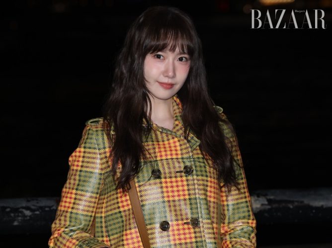 bzvn-thumb-yoona-show-burberry-thu-dong-2026