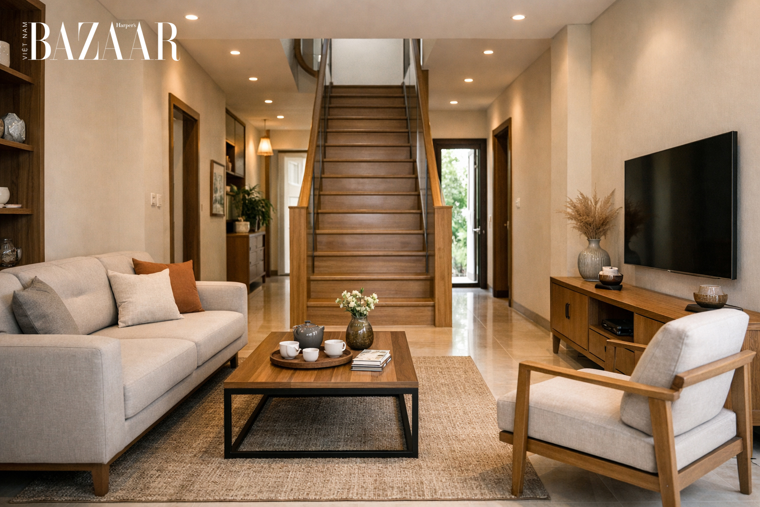 Dù không phạm đại kỵ như cửa chính, cầu thang đối diện cửa phụ vẫn nên được xử lý mềm bằng cây xanh hoặc khoảng đệm để dòng khí lưu thông hài hòa và dễ tụ hơn.