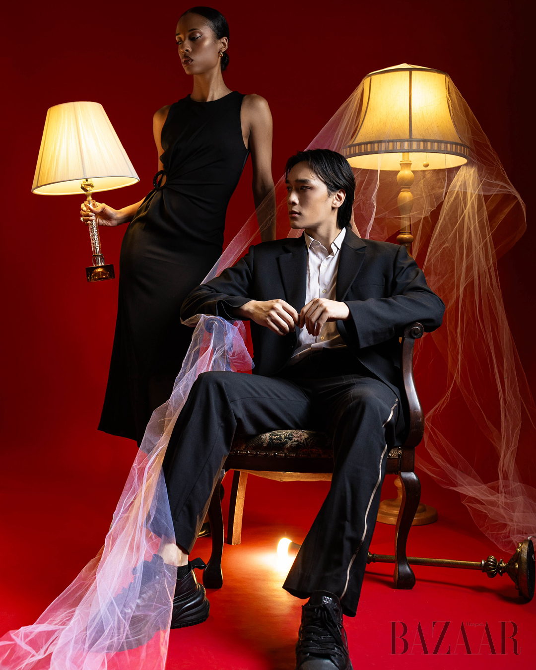 Đỏ và đen, nơi những sự đối lập cùng tồn tại và bổ sung cho nhau插图8