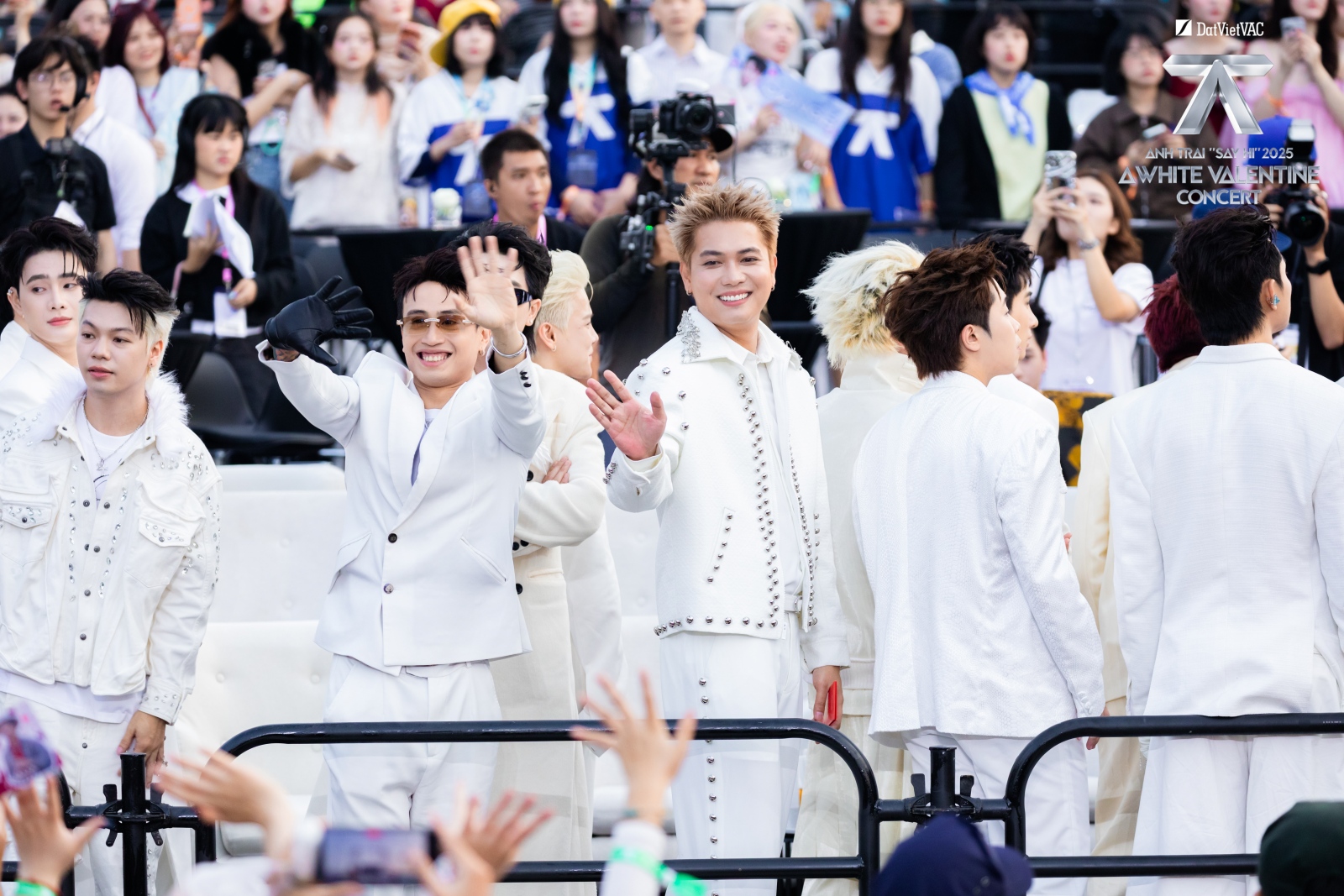 anh-trai-say-hi-a-white-valentine-concert