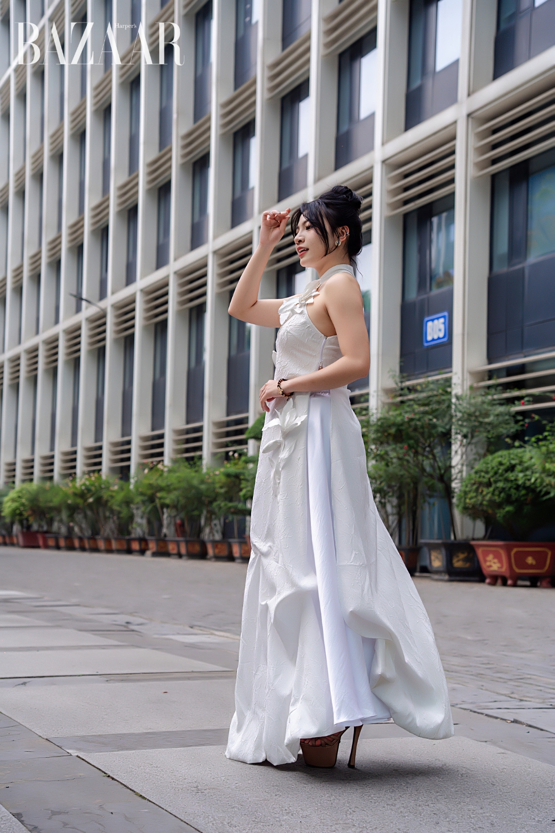 bzvn-bst-huong-thoi-gian-ao-dai-ntk-tran-phuong-hoa-mung-8-300001