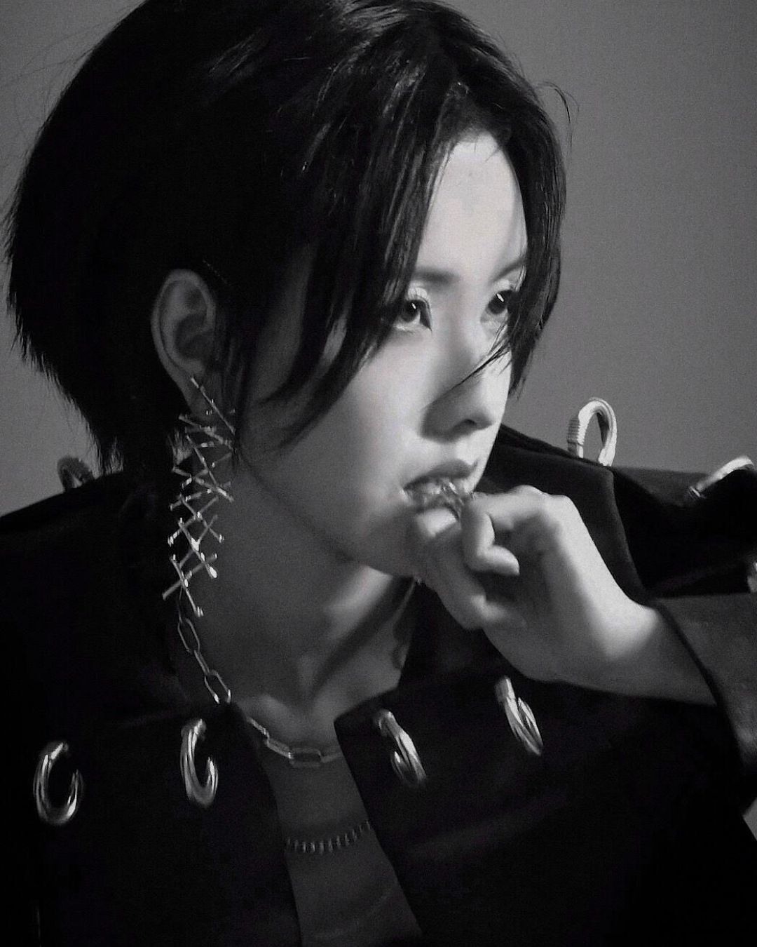 bzvn-dep-phi-gioi-tinh-khi-doi-kieu-toc-ngan-nhu-dich-le-nhiet-ba-lu-duc-hieu-3