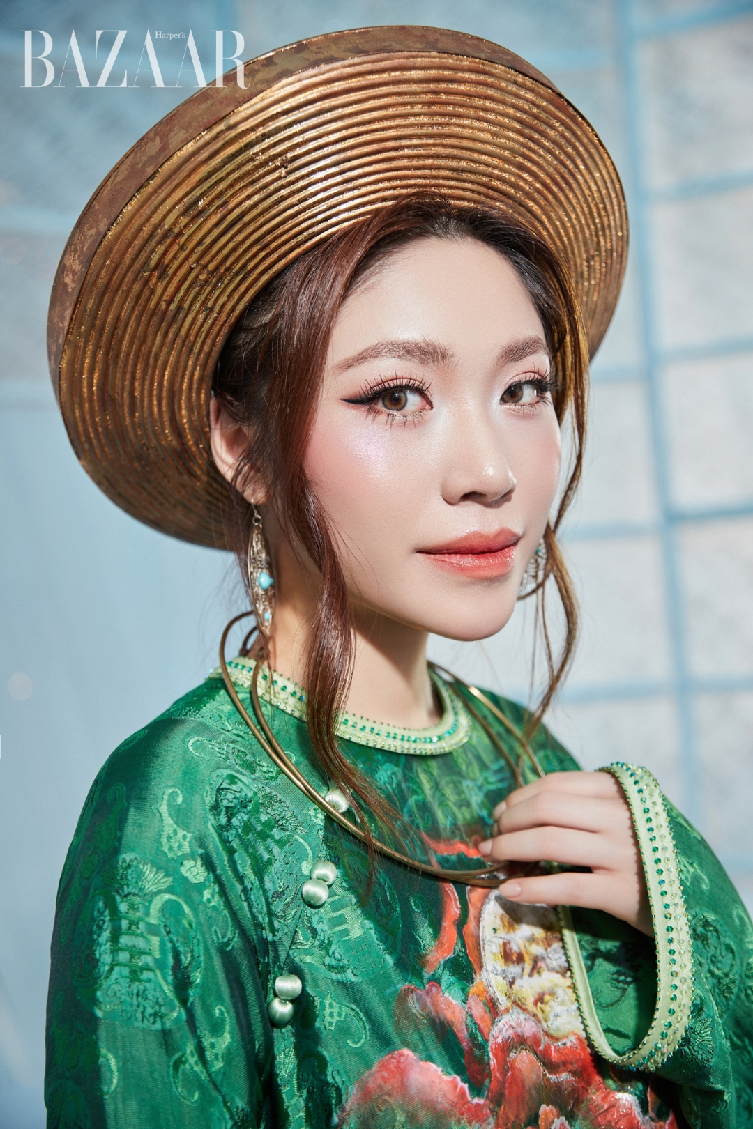 bzvn-hoa-hau-thanh-thao-dien-ao-dai-ntk-dinh-van-tho00001