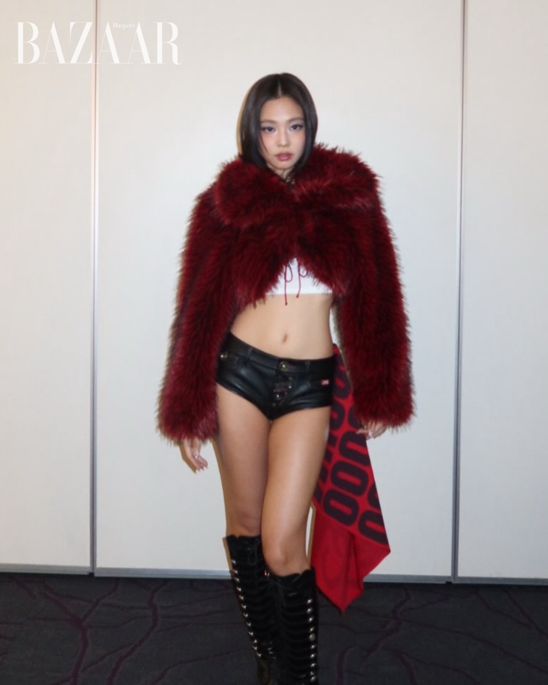 bzvn-jennie-blackpink-miss-sixty-complexcon-2026 (1)