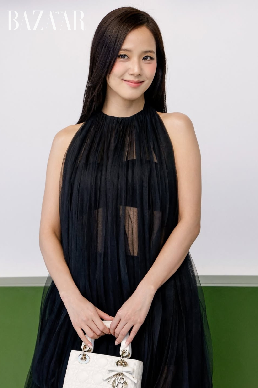 bzvn-jisoo-dior-aw26-thu-dong-202600003