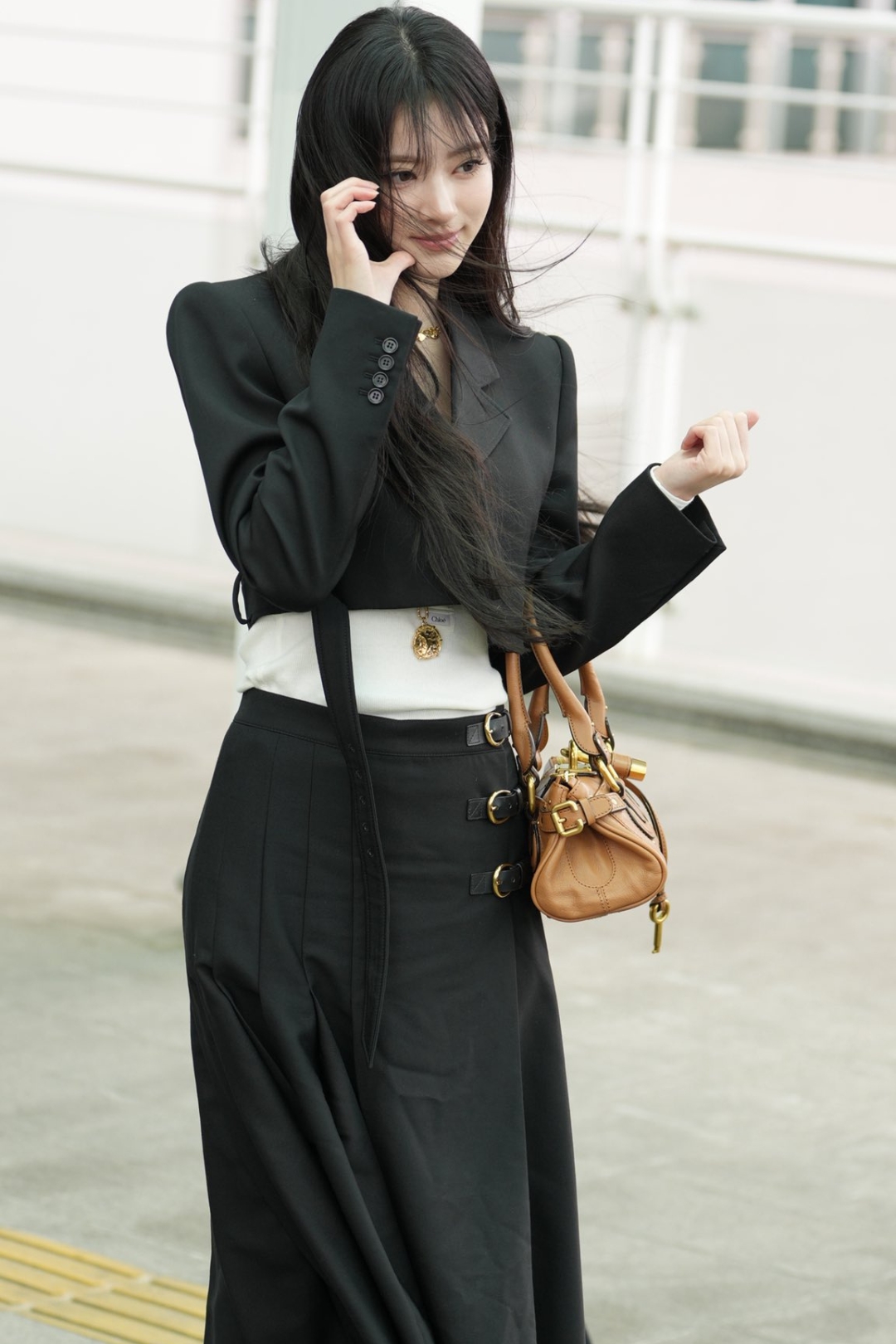 bzvn-meovv-anna-chloe-thu-dong-2026 (11)