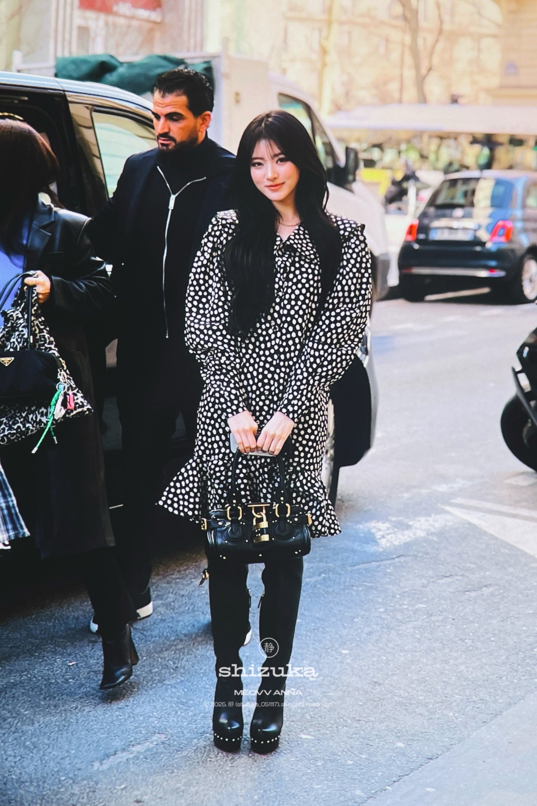 bzvn-meovv-anna-chloe-thu-dong-2026 (9)