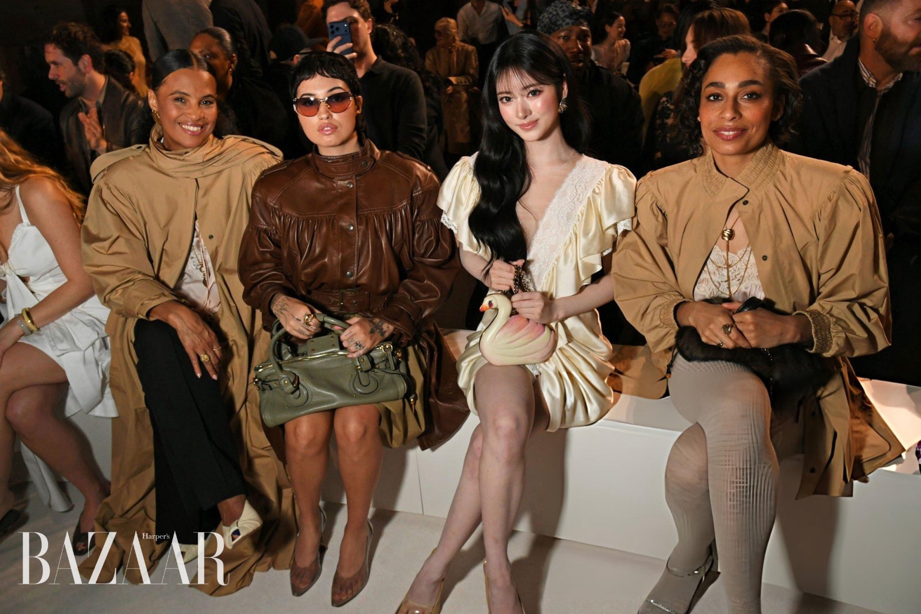 bzvn-thumb-meovv-anna-front-row-chloe-2026